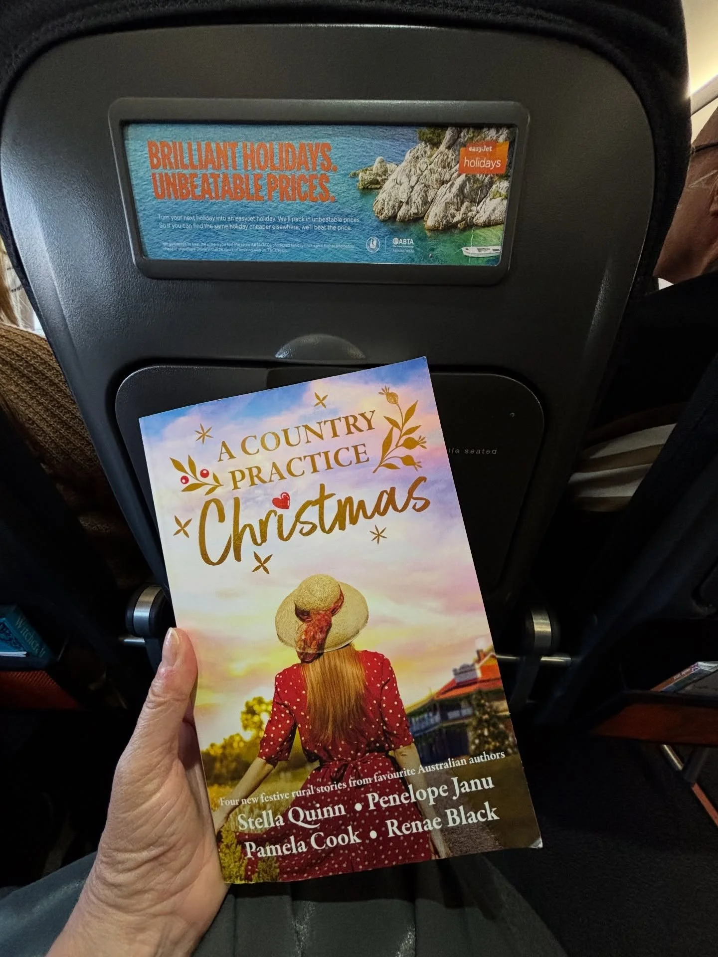 How to survive a budget airline flight in four excellent, festive novellas by four talented Aussie authors.
@pamelacookwrites
@penelopejanuwriter 
@stella.quinn.author 
@renae_black_writes