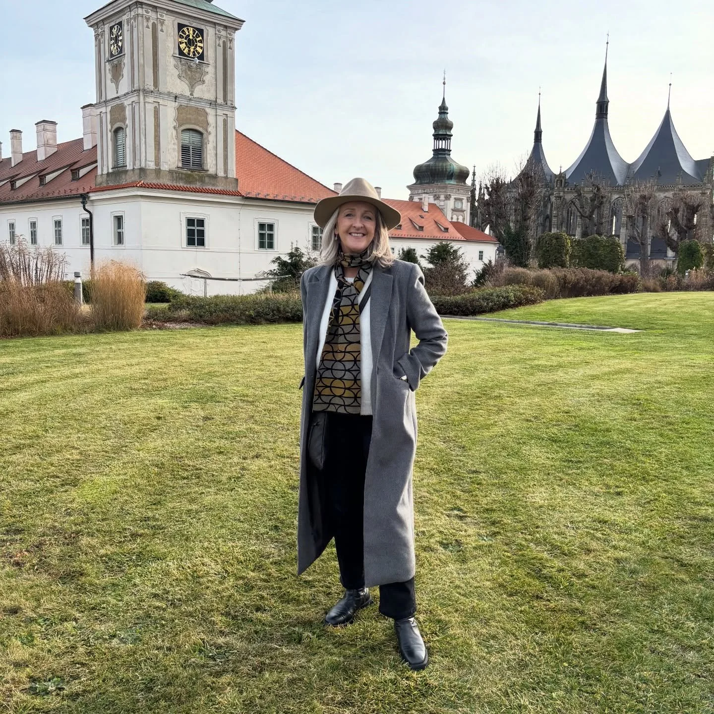 I'd almost forgotten the delights of discovering new places. I travelled a lot in my twenties, back in the days of travellers cheques, with no phones, no credit cards and only a Lonely Planet in the backpack. How much easier it all is nowadays. It al