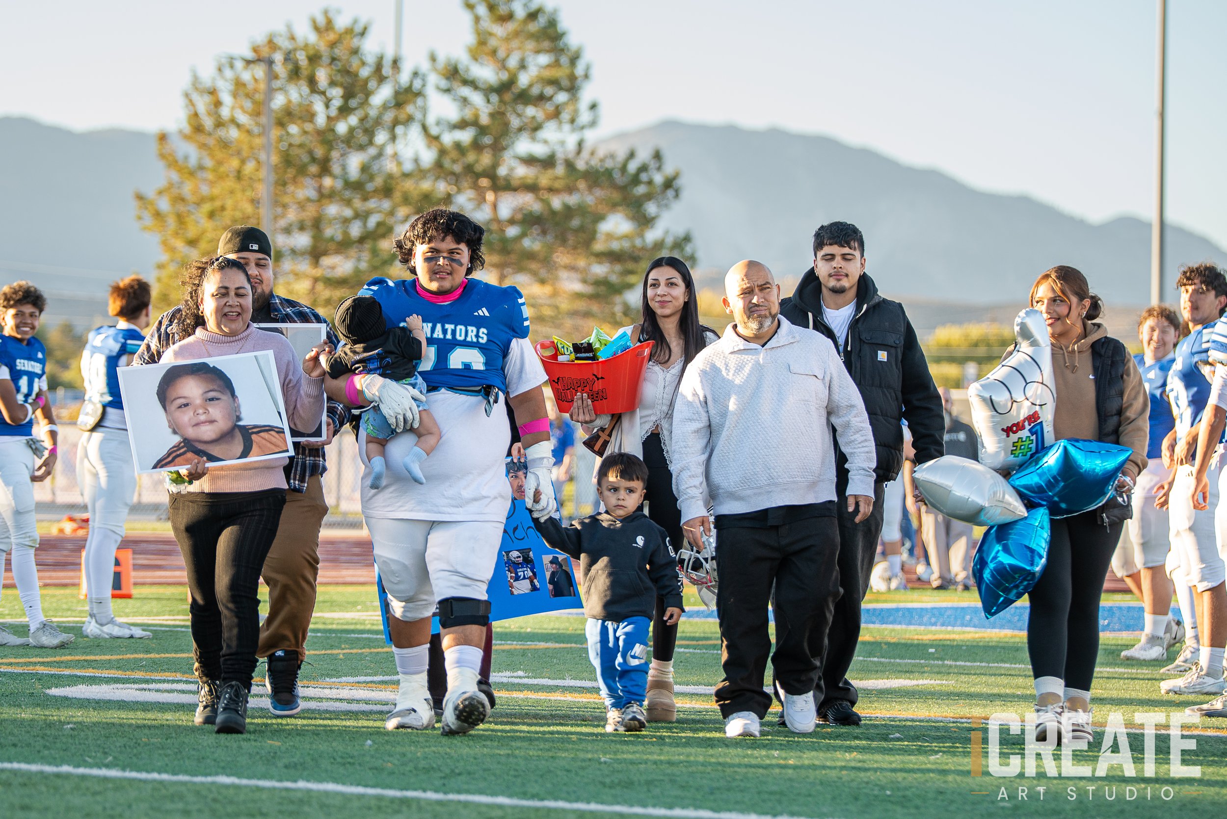 CHS Football Seniors_-18.jpg