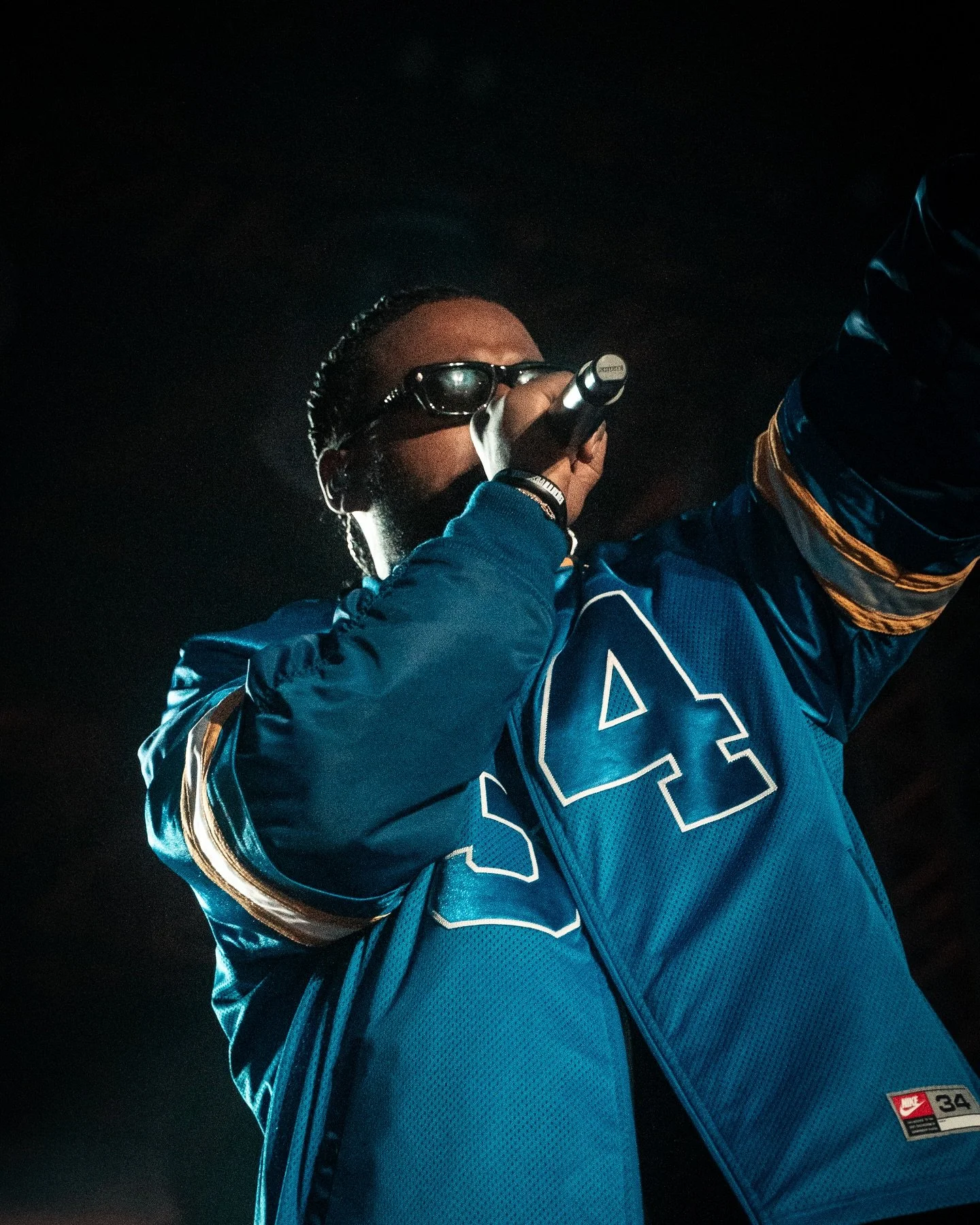 @reezysupreem 🔥💎

@heroes_festival/@heroes_freiburg

#deutschrap #reezy #manchester #freiburg #heroes #heroesfestival #heroesfreiburg
#konzert #fotografie #concertphotography
#konzertfotofrafie