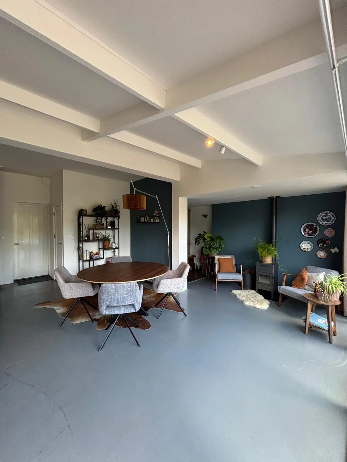 We took out a load-bearing wall and installed a 6 meter steel beam to support the structure. The beam was seamlessly concealed, and the entire new kitchen area was plastered and freshly painted. Clean and beautiful 😍. 

#renovation #structuralwork #