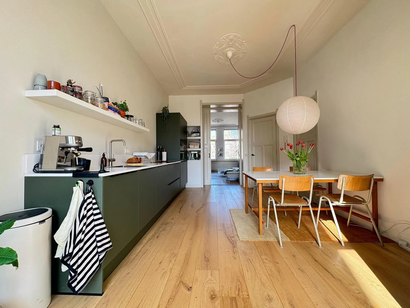 🏡 Fully Renovated Apartment in The Hague! ✨

We have completely transformed this apartment from top to bottom! Everything has been stripped down and rebuilt according to the latest standards. From modern insulation to high-quality finishes.

A susta