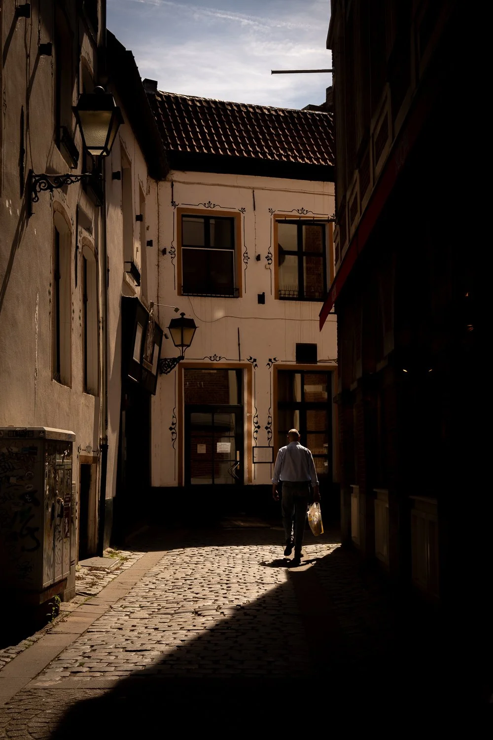 186. Domus