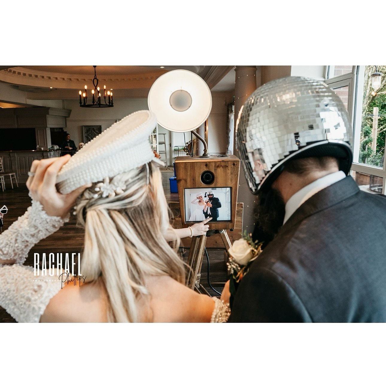 OH SNAP! 📸
The RetroBooth is available for digital only as well as with prints!
From £40 an hour you can get fun photos with friends for any occasion!
Both packages include:
A backdrop of your choice
A prop box full of themed items
An onlin