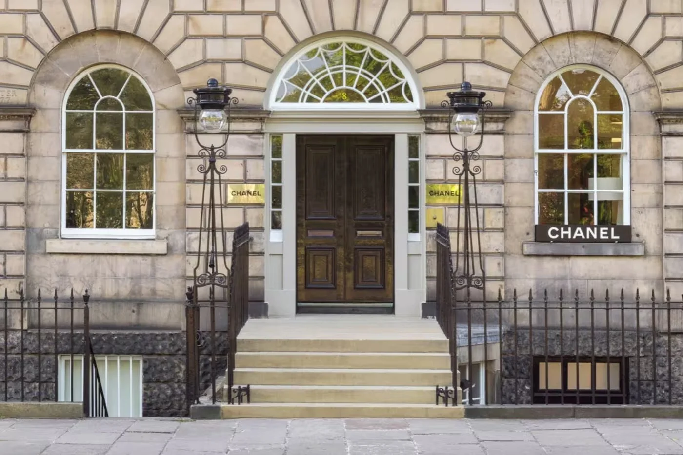 Luxury brands stride into second- and third-tier cities