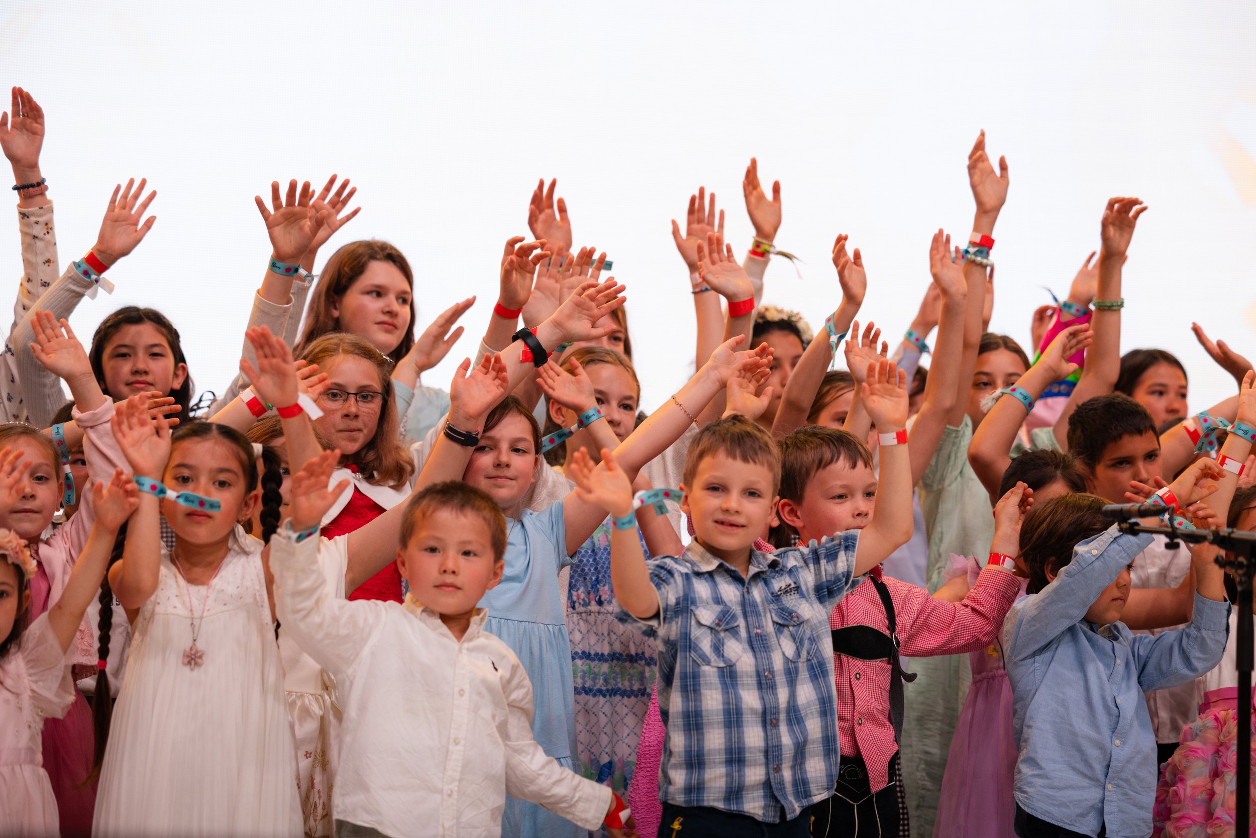 Thousands of worldwide Unificationists gather for a religious festival ...