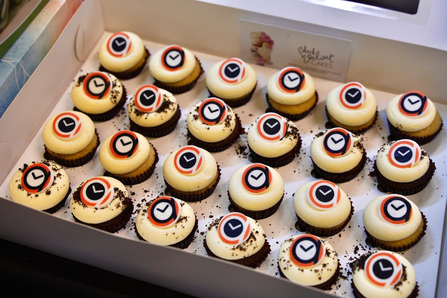 Loved the custom cupcakes made by @bv_sydney! 

#watchfest #cupcake #cakes #blackvelvet