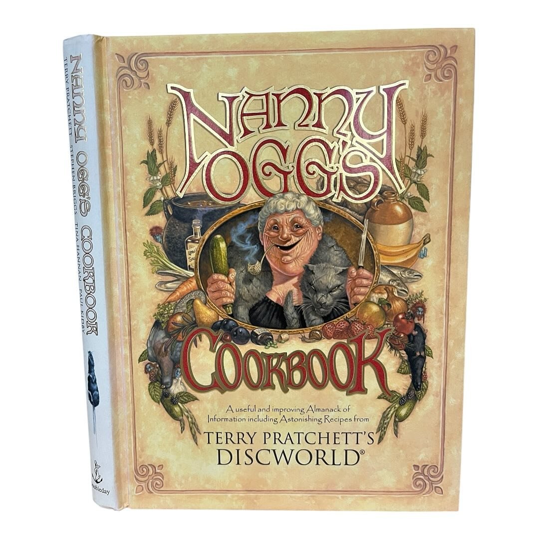 Signed First Edition of Nanny Ogg&rsquo;s cookbook, near fine copy, haven&rsquo;t had much Pratchett signed stuff in but this is nice 

#books #terrypratchett