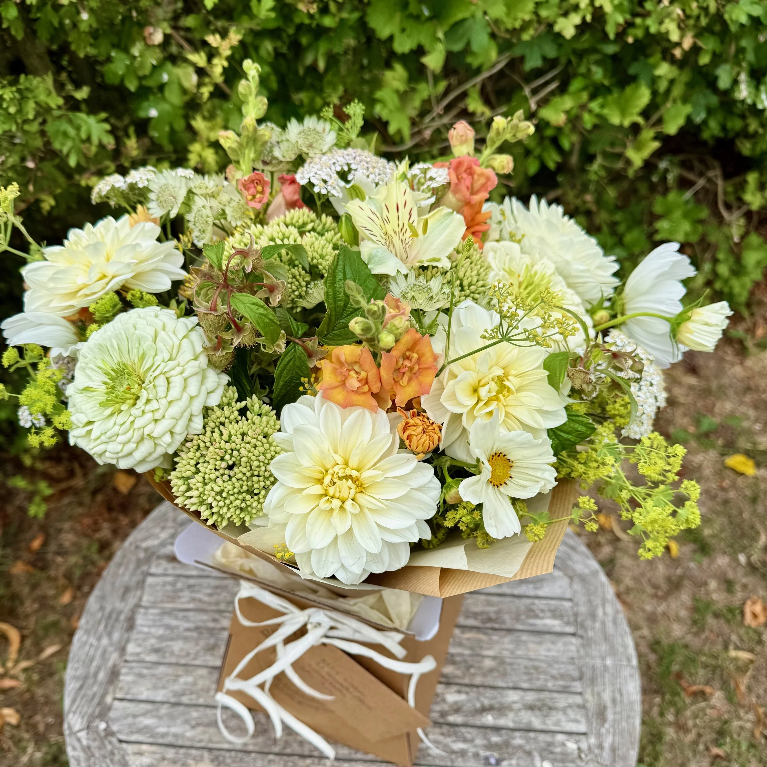 cream-orange-bouquet.jpeg