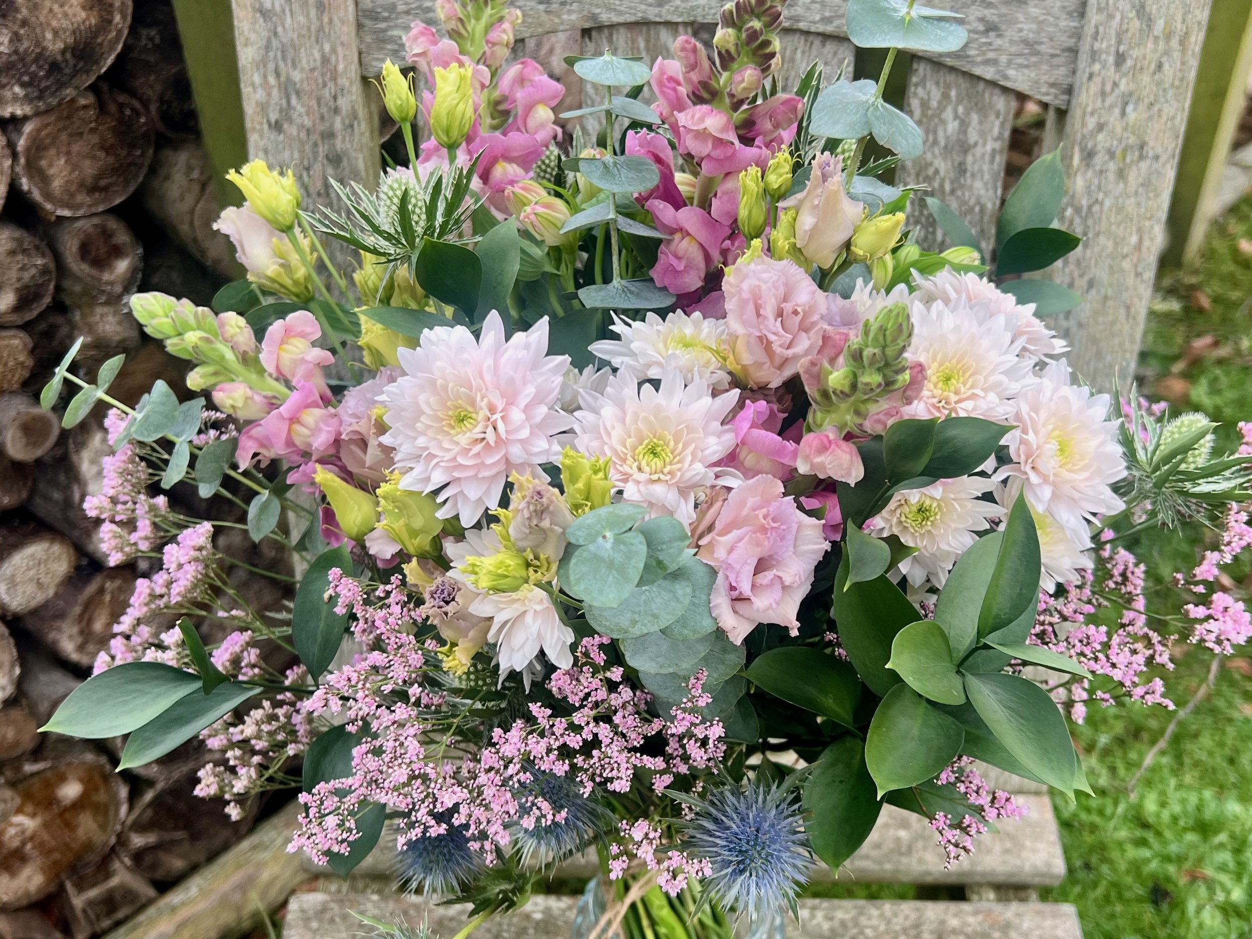 bouquet-pinks-l.jpeg