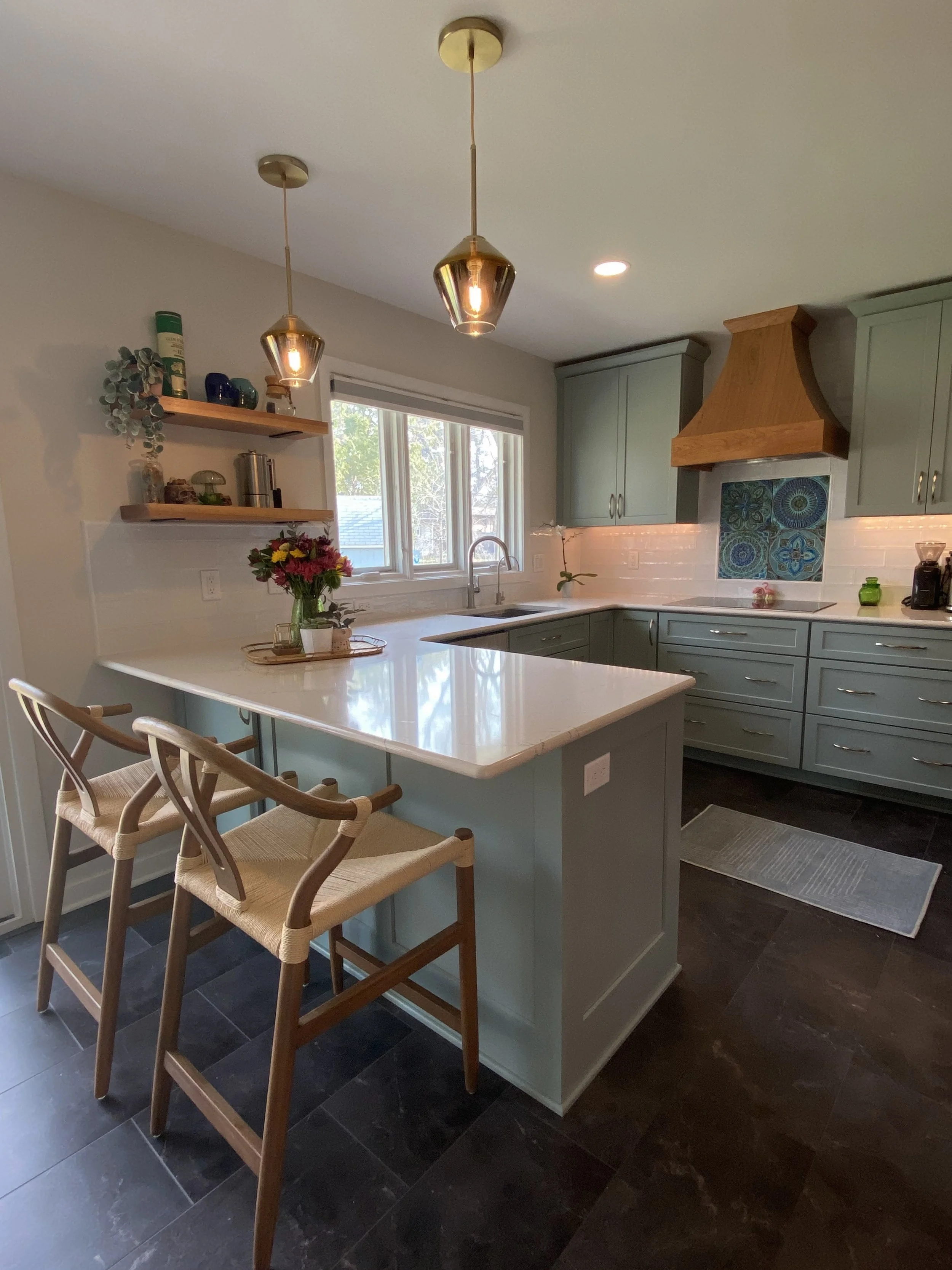 Cottage/Transitional Kitchen Remodel in Madison, WI by Blue Terra Design, LLC project photo