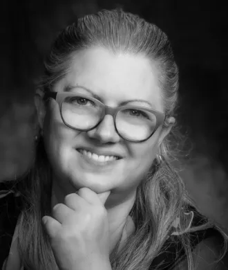 Darlene Hildebrandt, tour leader