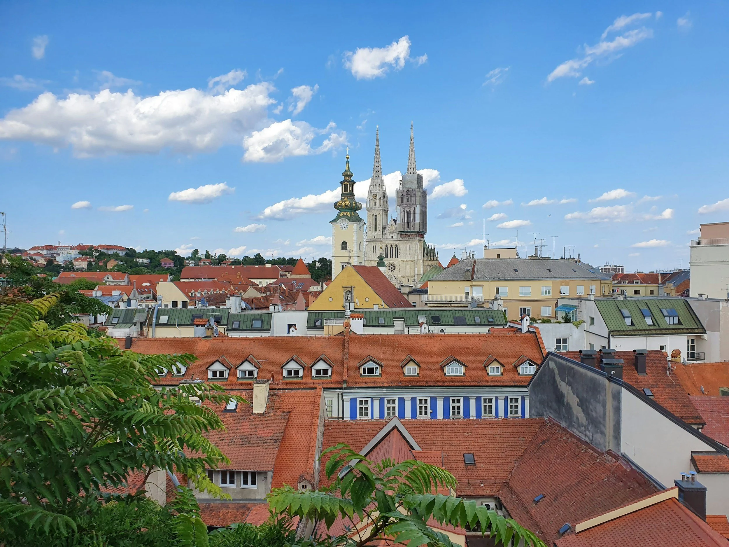 Zagreb_rooftops_cathedral.jpg