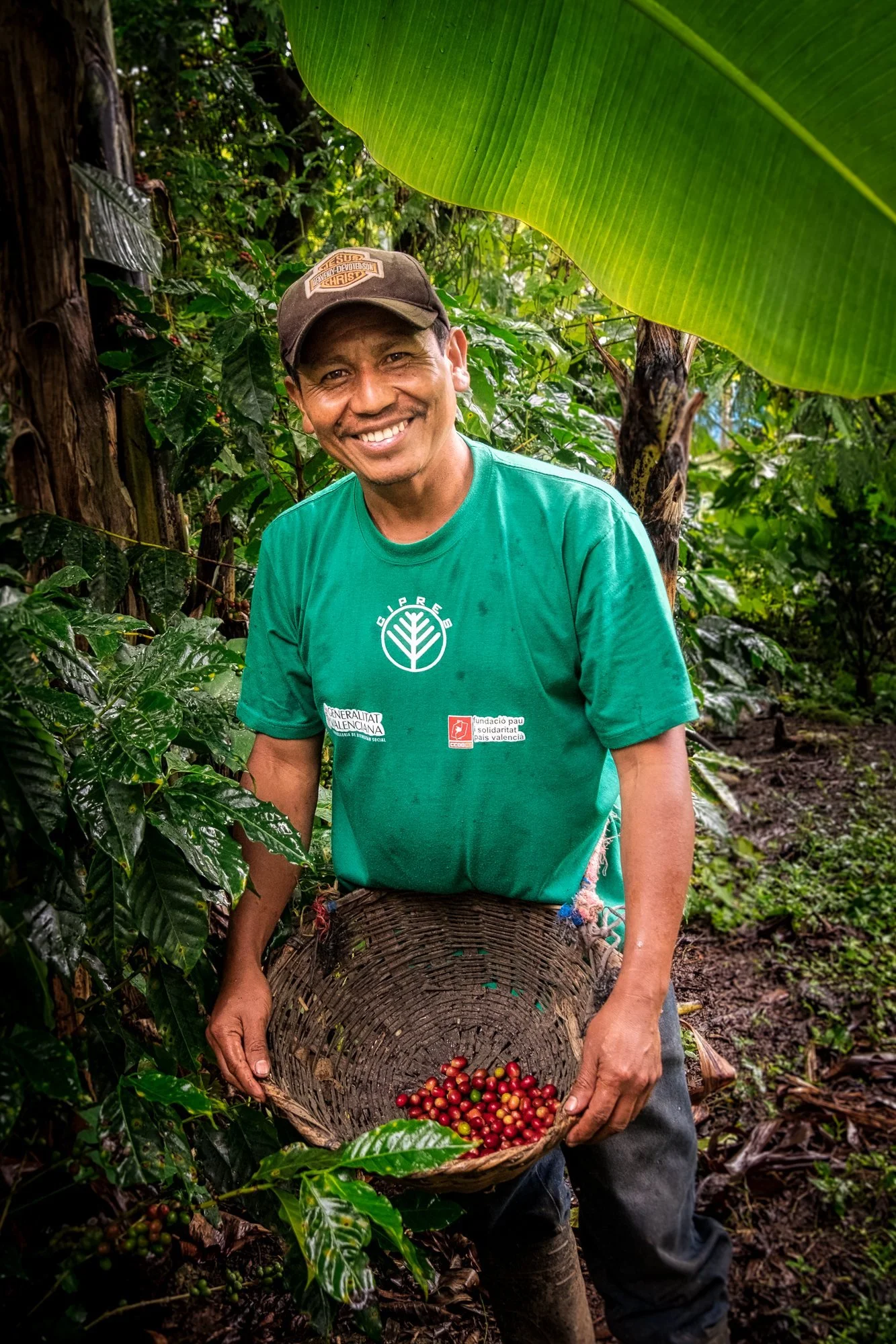 nicaragua-photo-tour-matagalpa-coffee-farmer.jpg