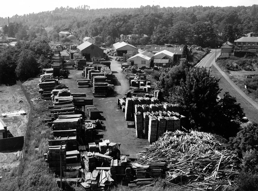 W.L. West & Sons - Timber Merchant & Sawmill