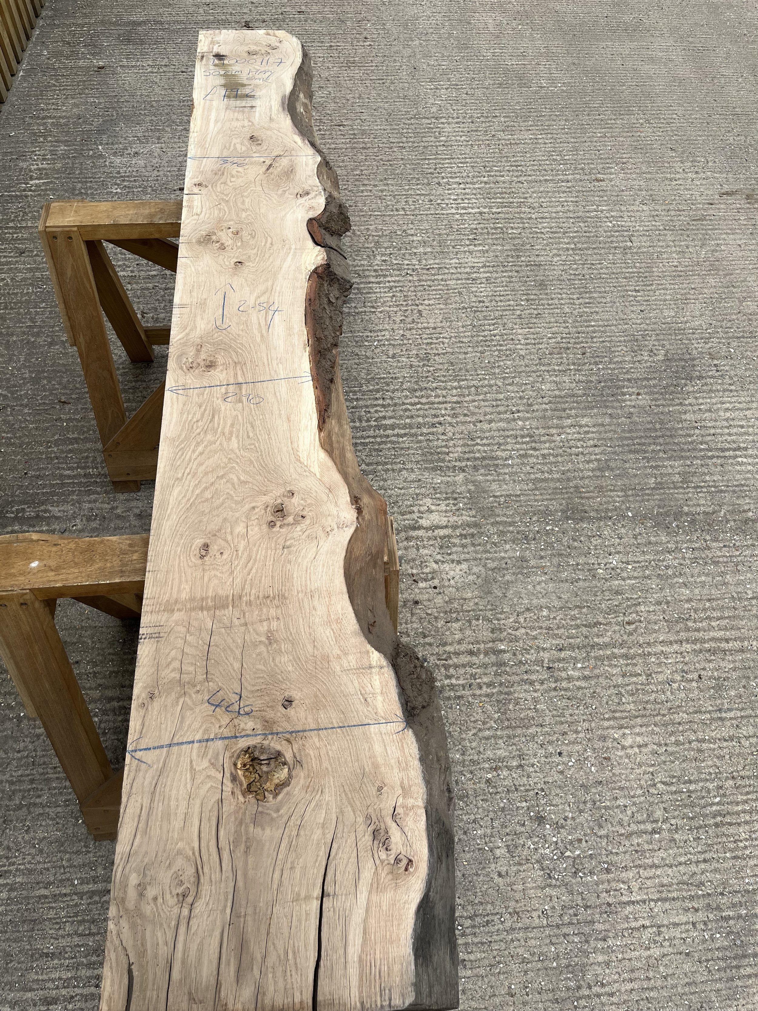 Pippy Oak 1 Square / 1 Live Edge Board