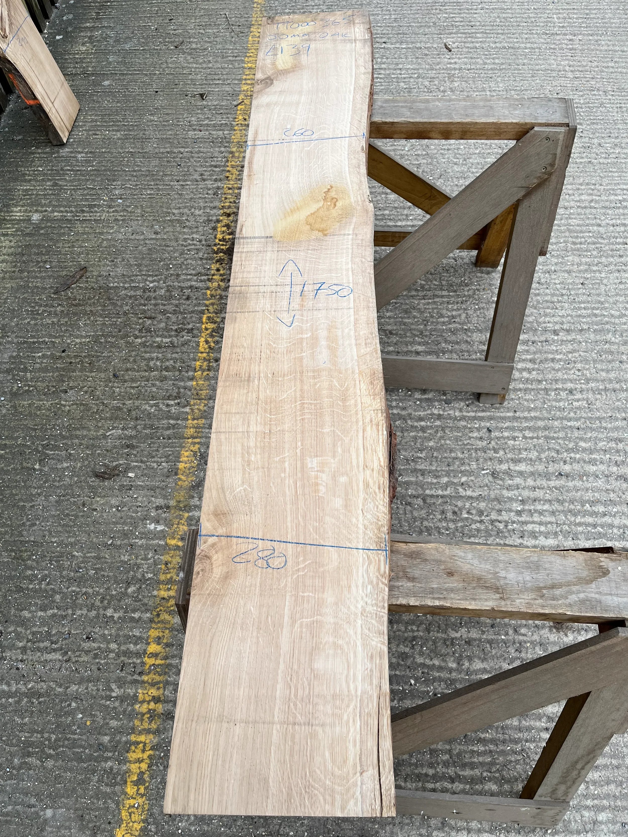 European Oak 1 Square / 1 Live Edge Board 50mm