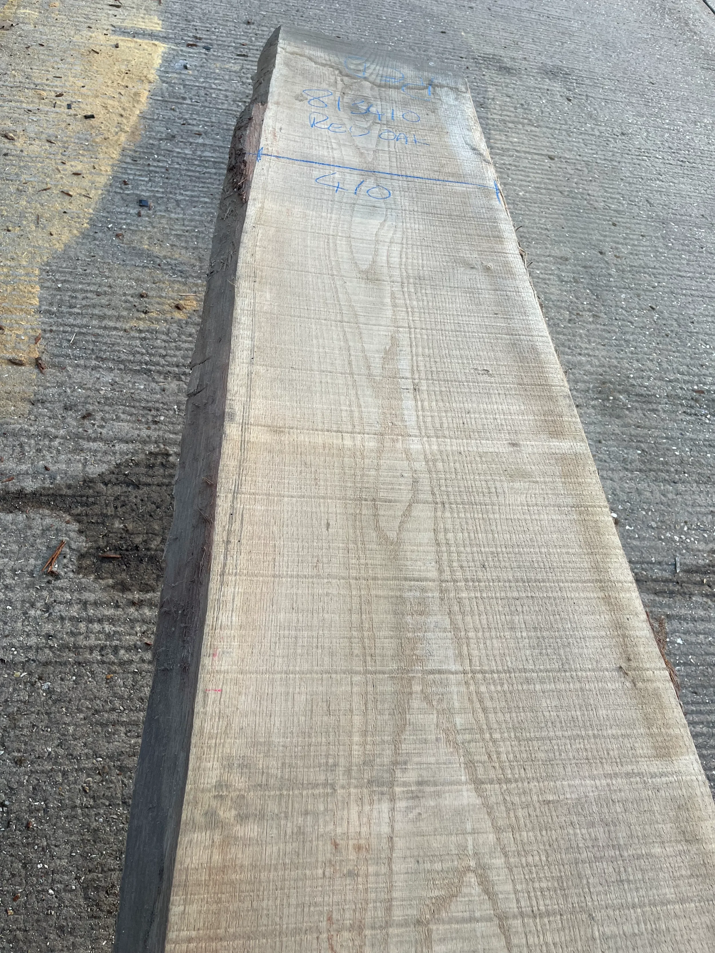 Red oak live edge board 813410 2.webp