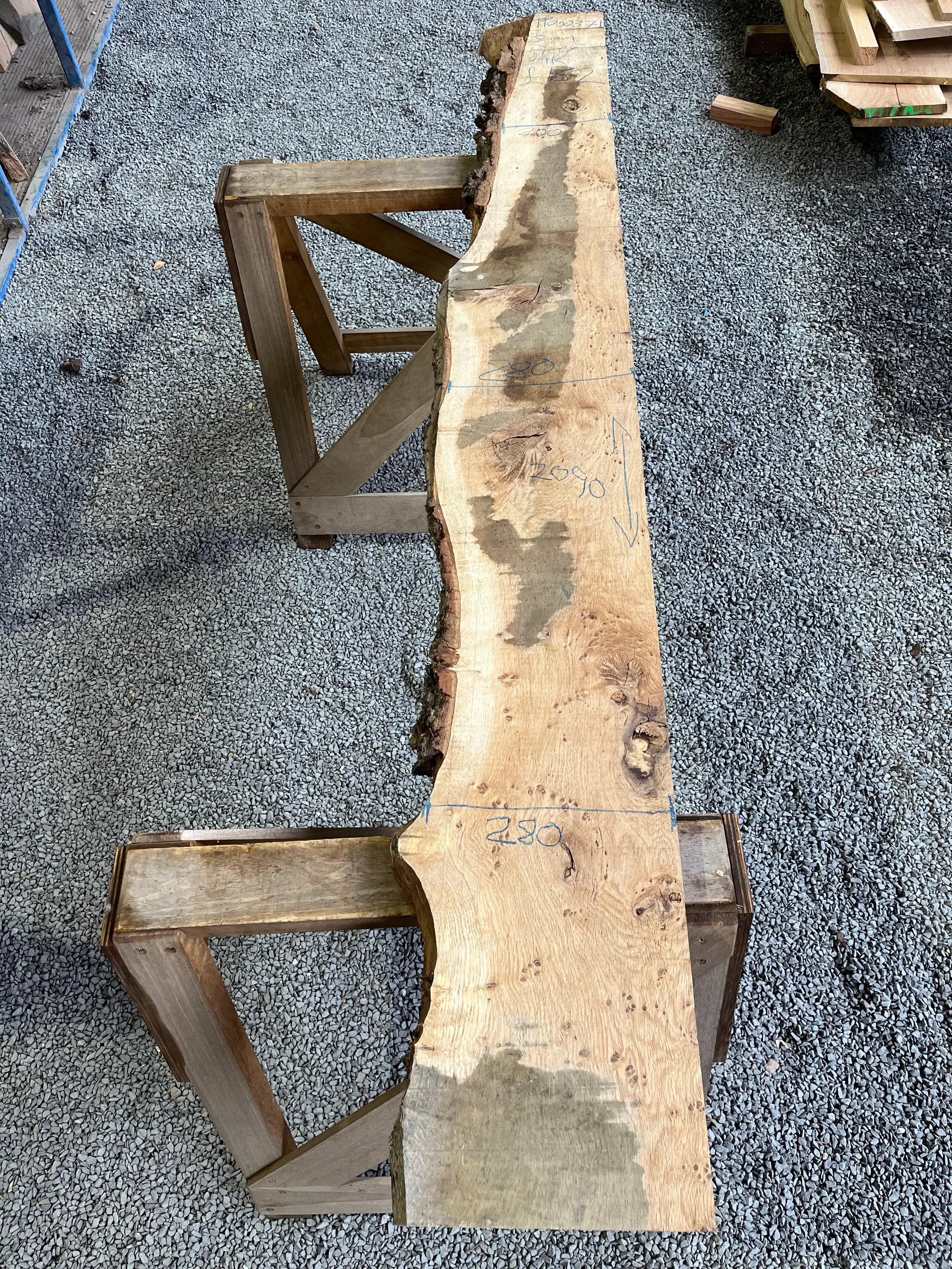 Pippy Oak 1 Square / 1 Live Edge Board 50mm