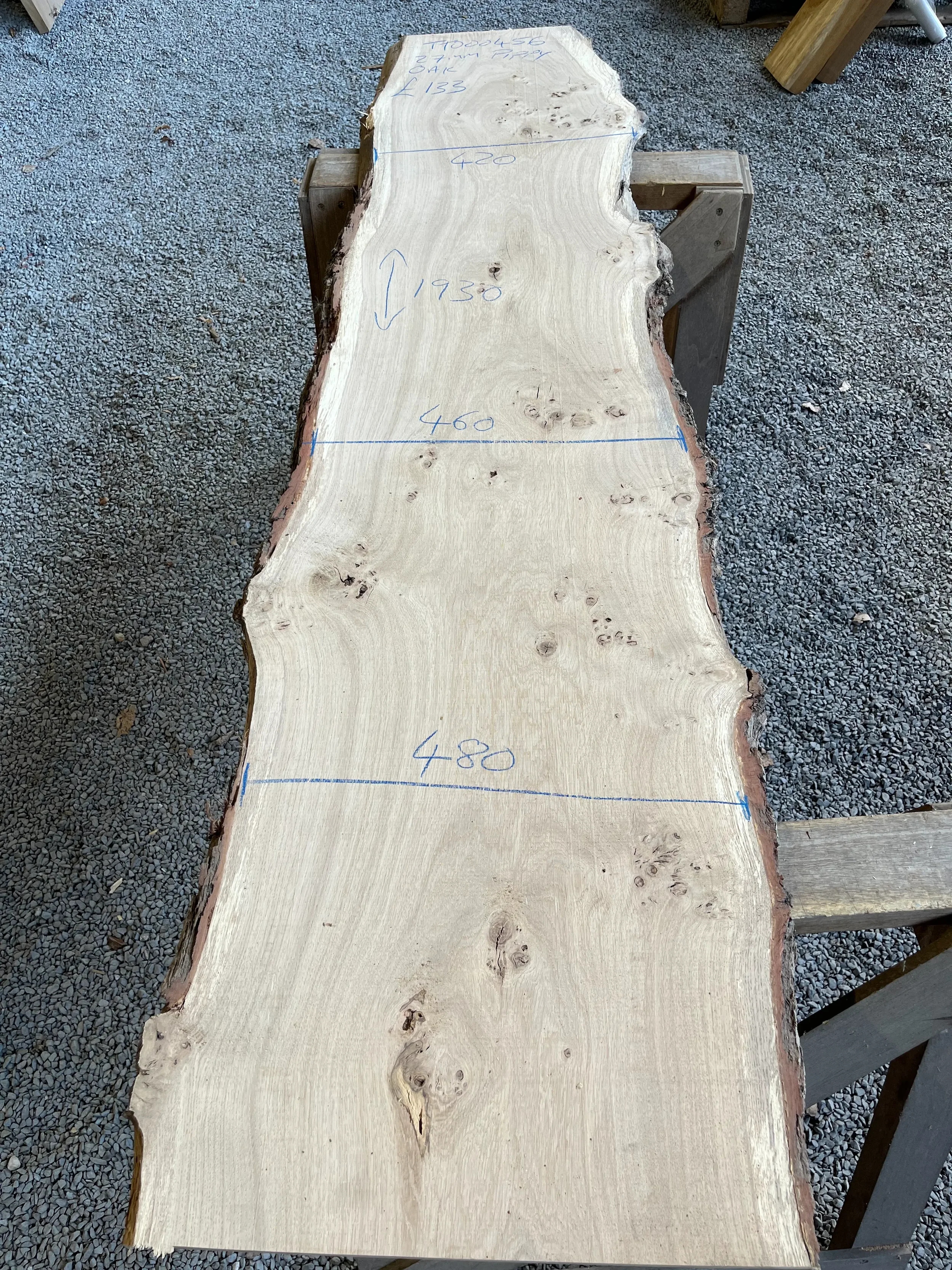 Pippy Oak Live Edge Board 27mm