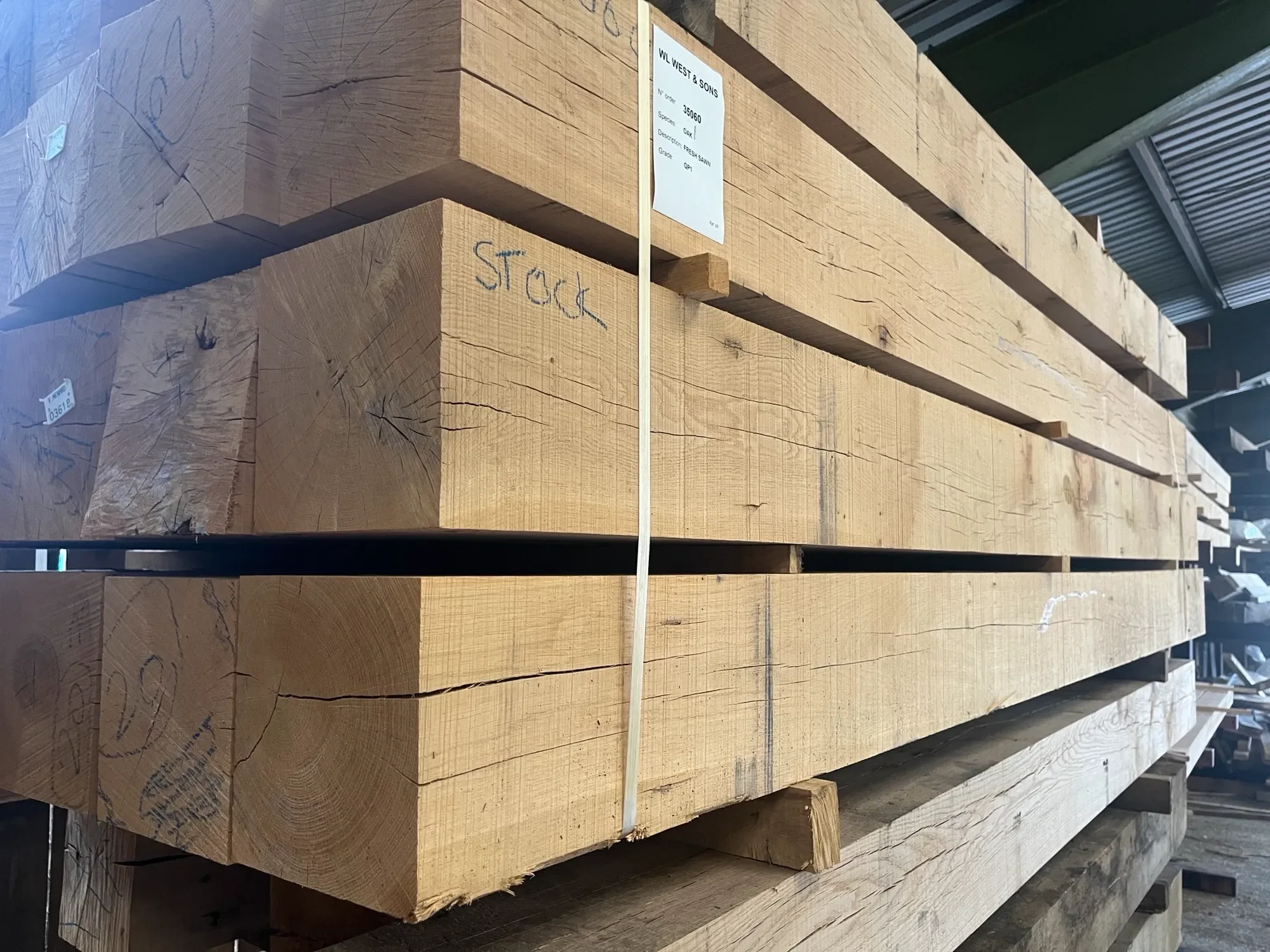 Fresh stock oak beams QP1 grade Jul 23 3.webp (Copy) (Copy) (Copy)