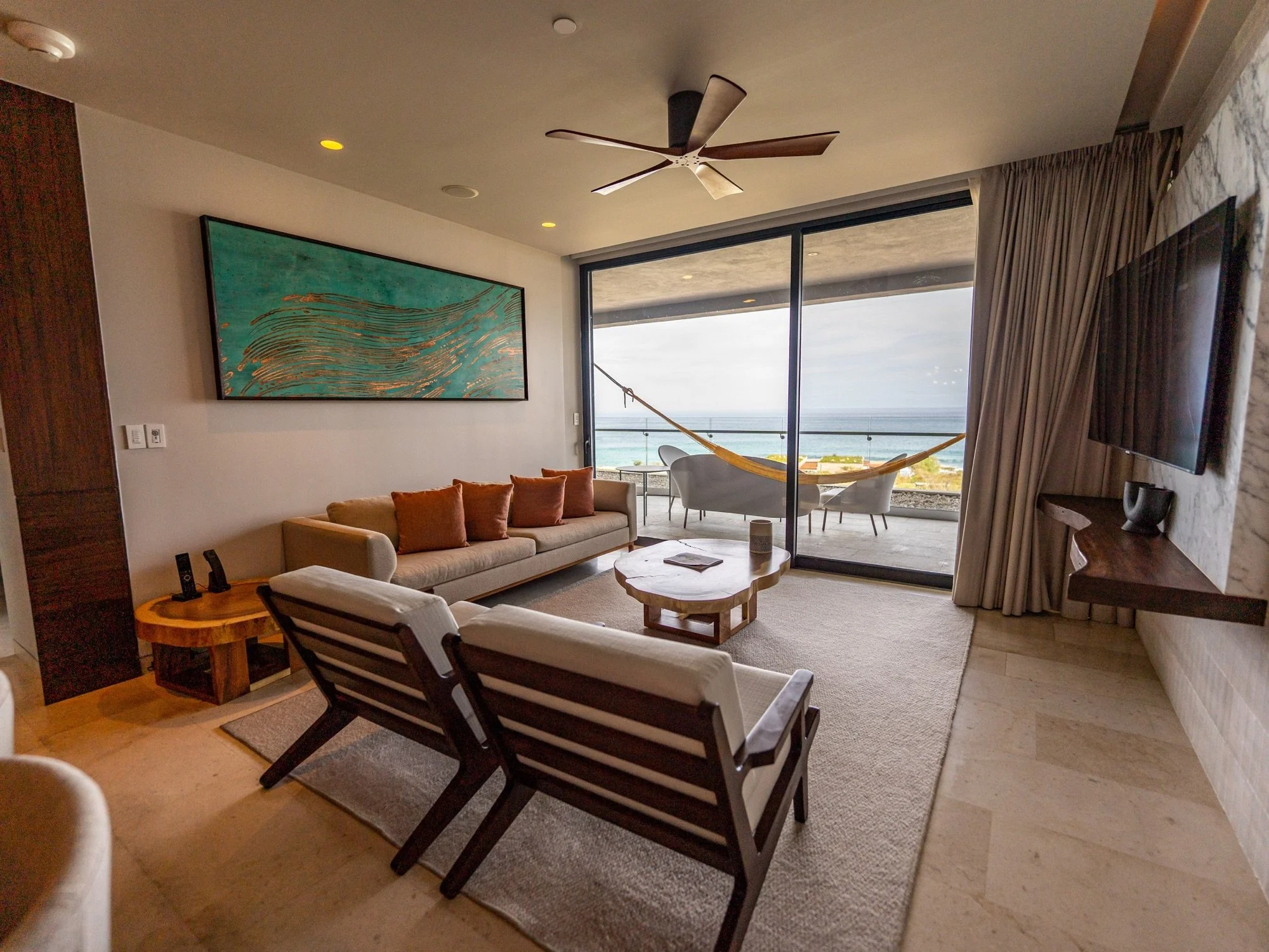 hotels-007.jpg