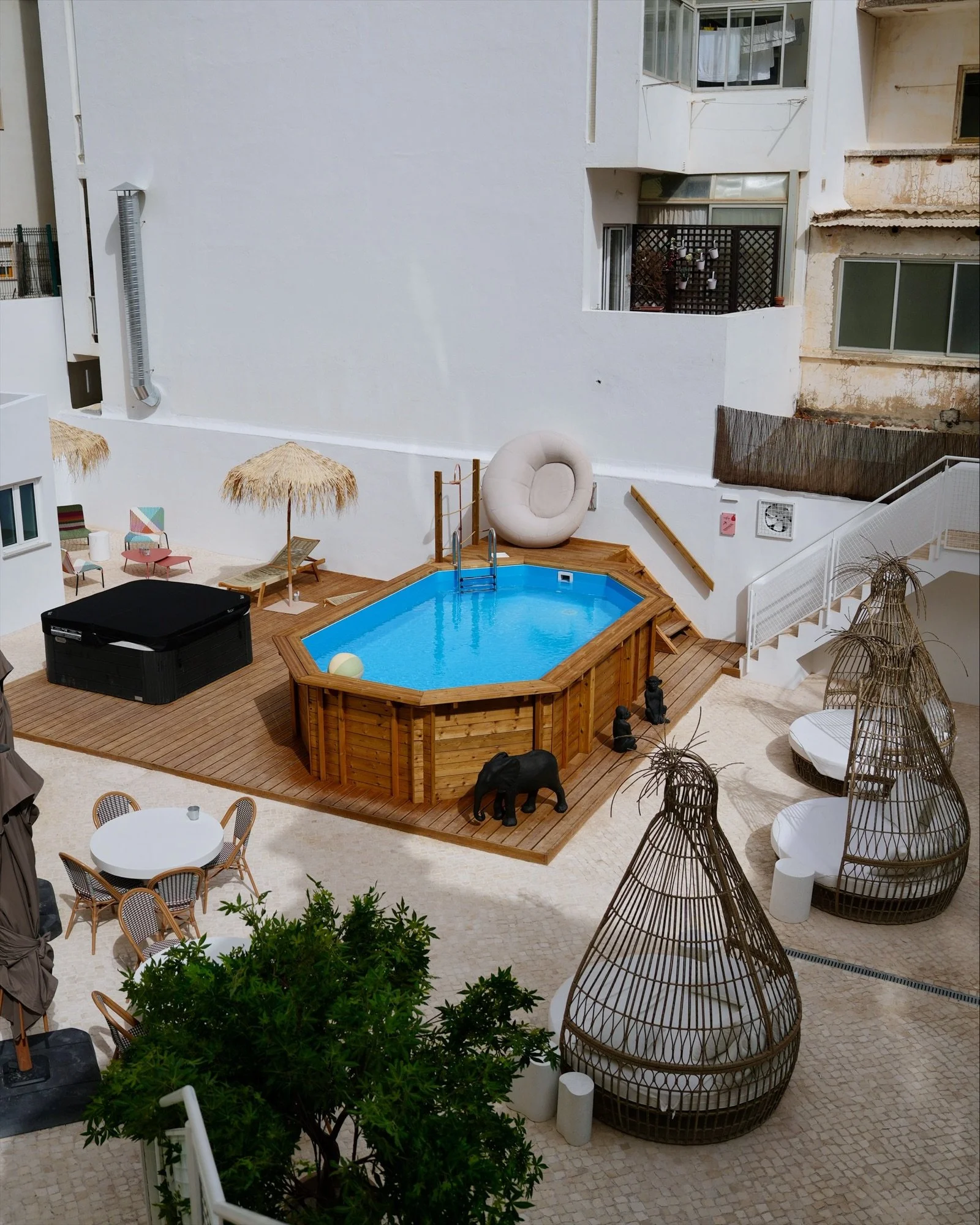 hotels-123.jpg
