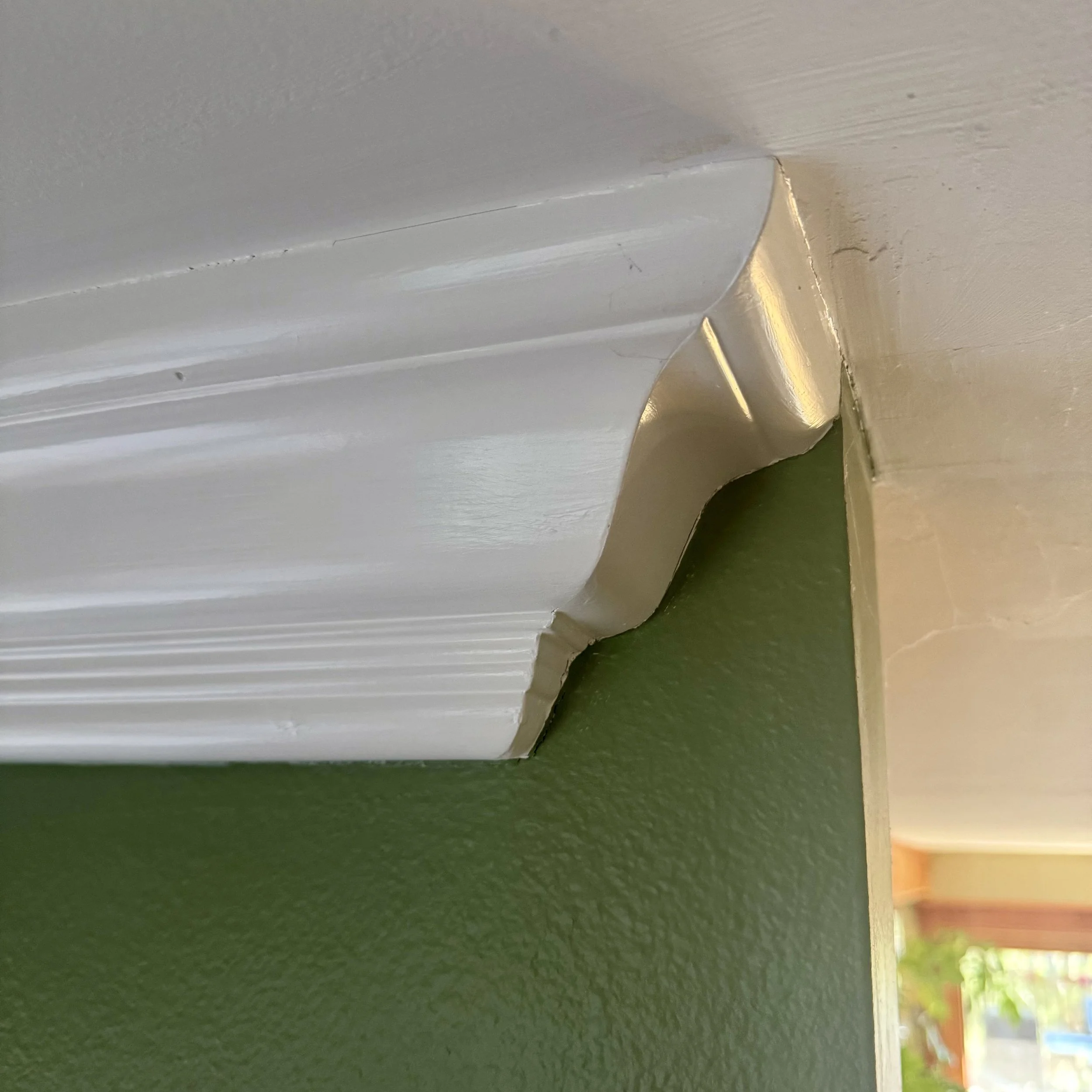 Crown Moulding Installation by Thousand Oaks area handyman GSD Home Services