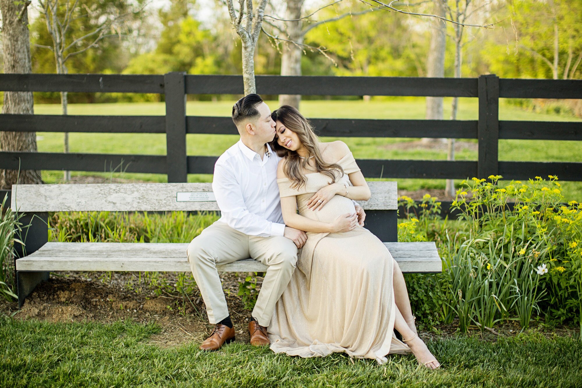 Seriously_Sabrina_Photography_Louisville_Kentucky_Summer_Maternity_Session_Nguyen_21.jpg