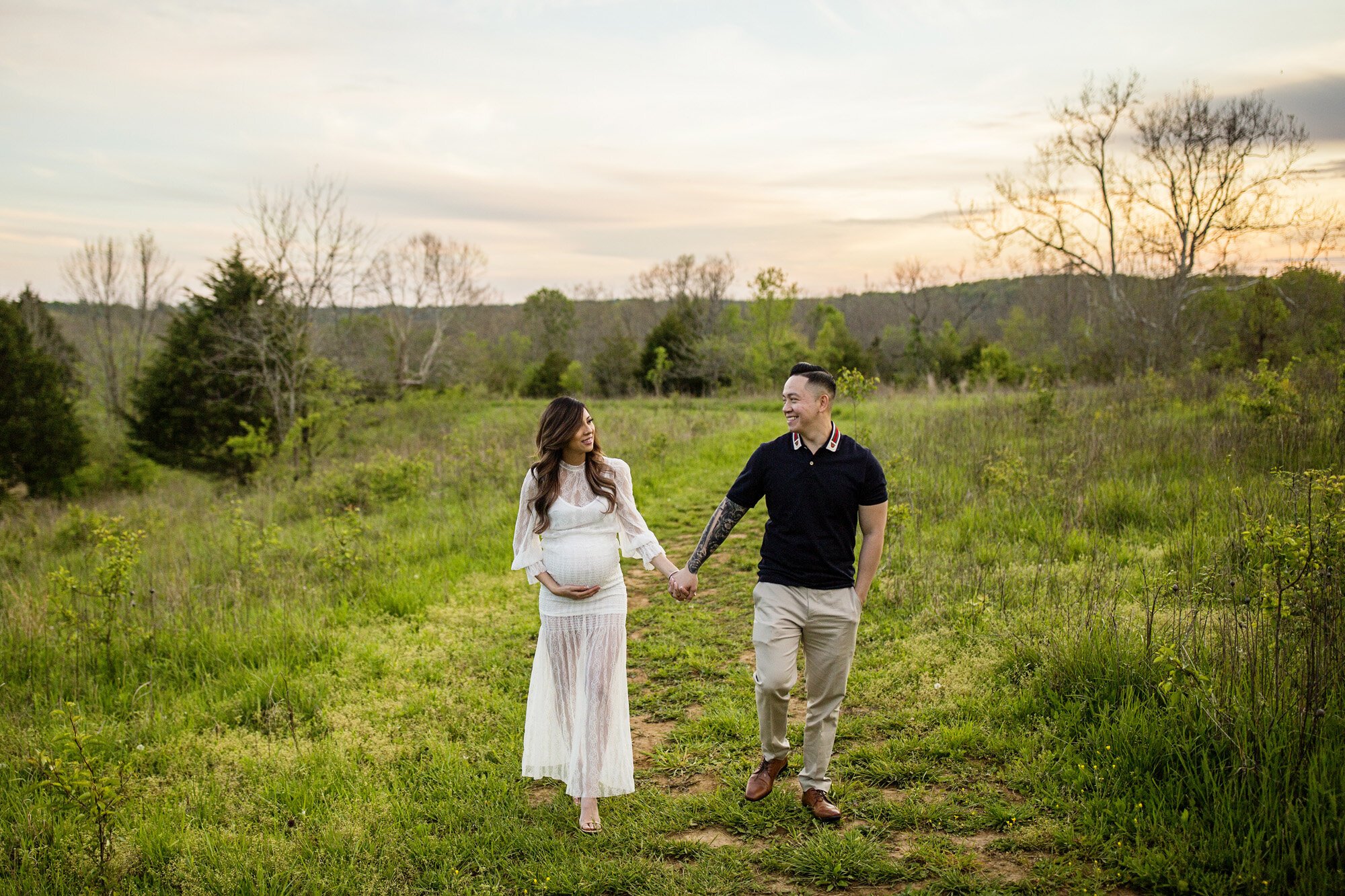 Seriously_Sabrina_Photography_Louisville_Kentucky_Summer_Maternity_Session_Nguyen_40.jpg