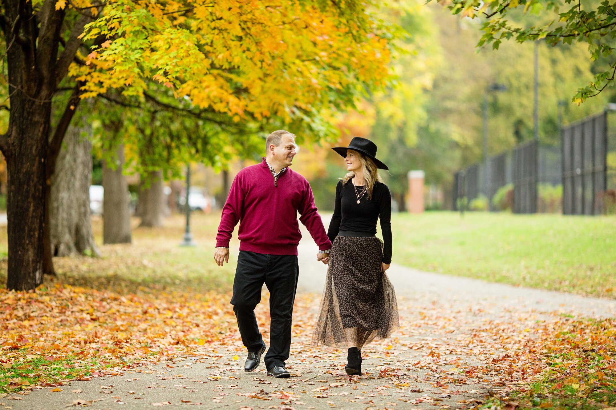 Seriously_Sabrina_Photography_Louisville_Kentucky_St_James_Court_Central_Park_Portraits_Tracie_Brandon_4.jpg