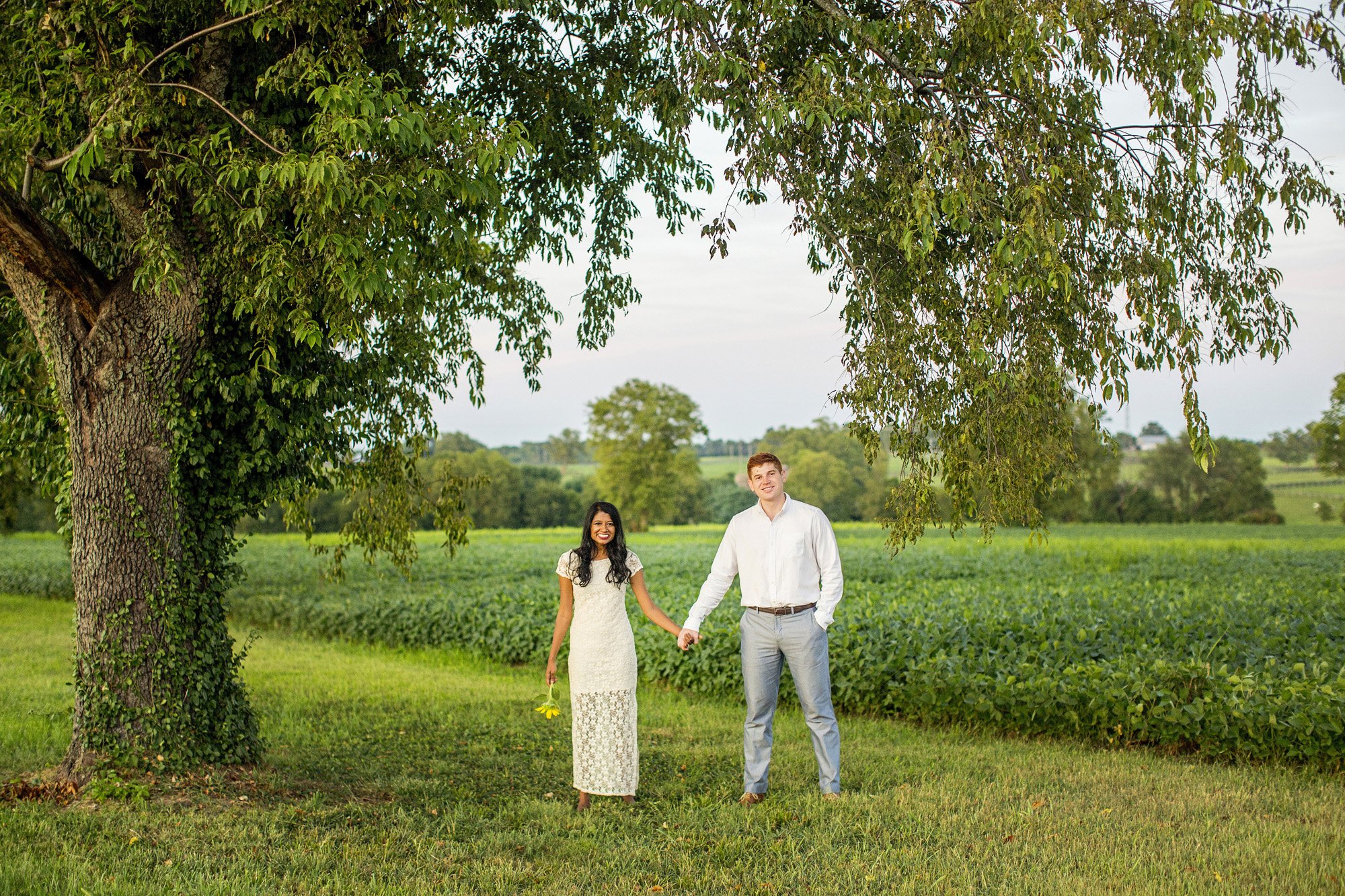 Seriously_Sabrina_Photography_Lexington_Midway_Kentucky_Engagement_Merefield_Sunflowers_Naz_and_Drew25.jpg