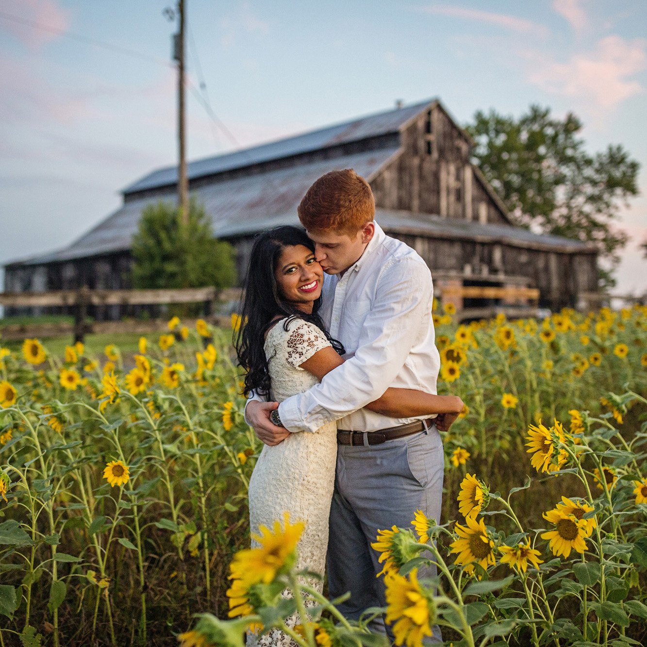 Seriously_Sabrina_Photography_Lexington_Midway_Kentucky_Engagement_Merefield_Sunflowers_Naz_and_Drew35.jpg
