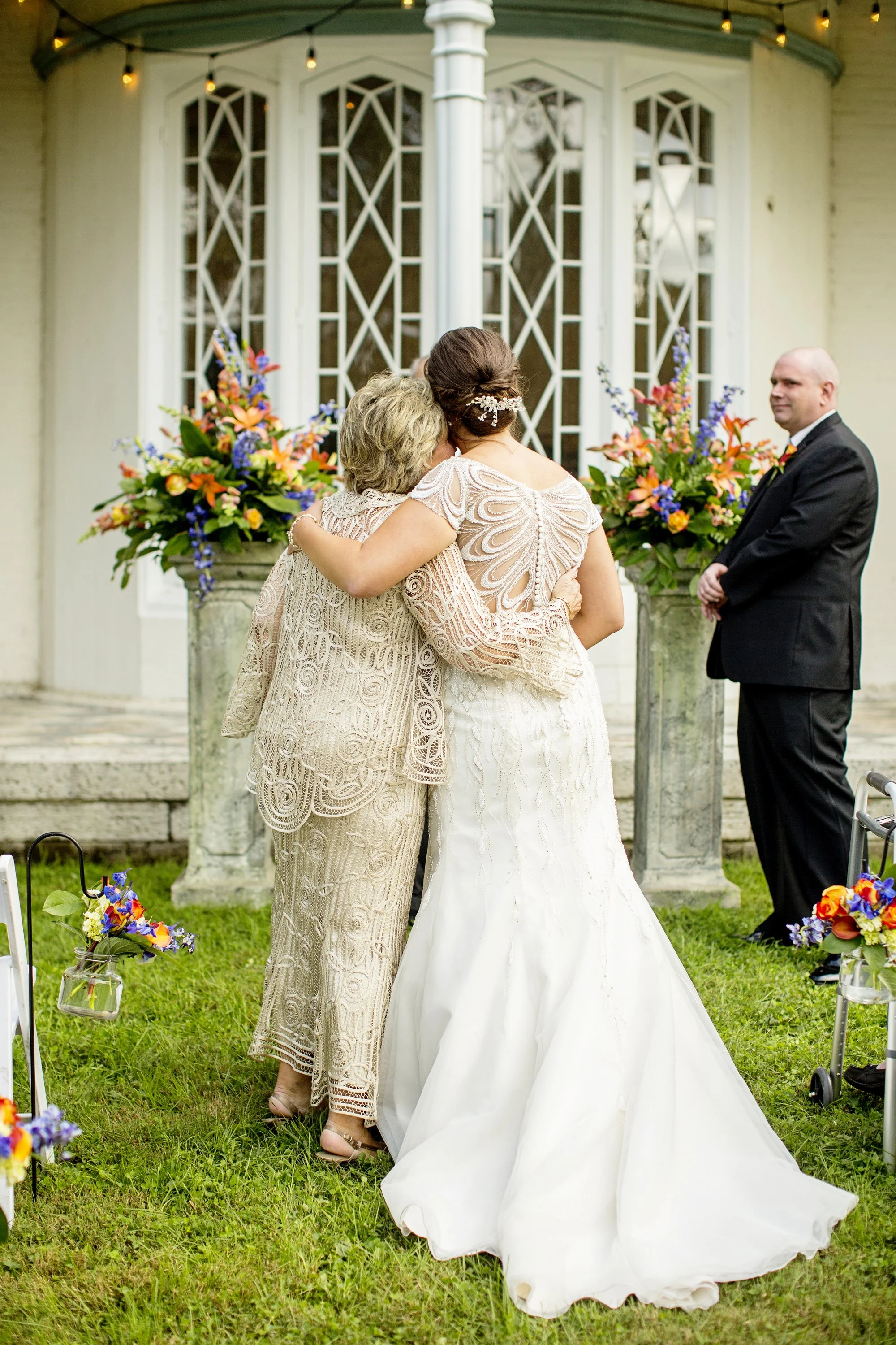 Seriously_Sabrina_Photography_Lexington_Kentucky_Loudon_House_Wedding_GrigoleitByard_66.jpg