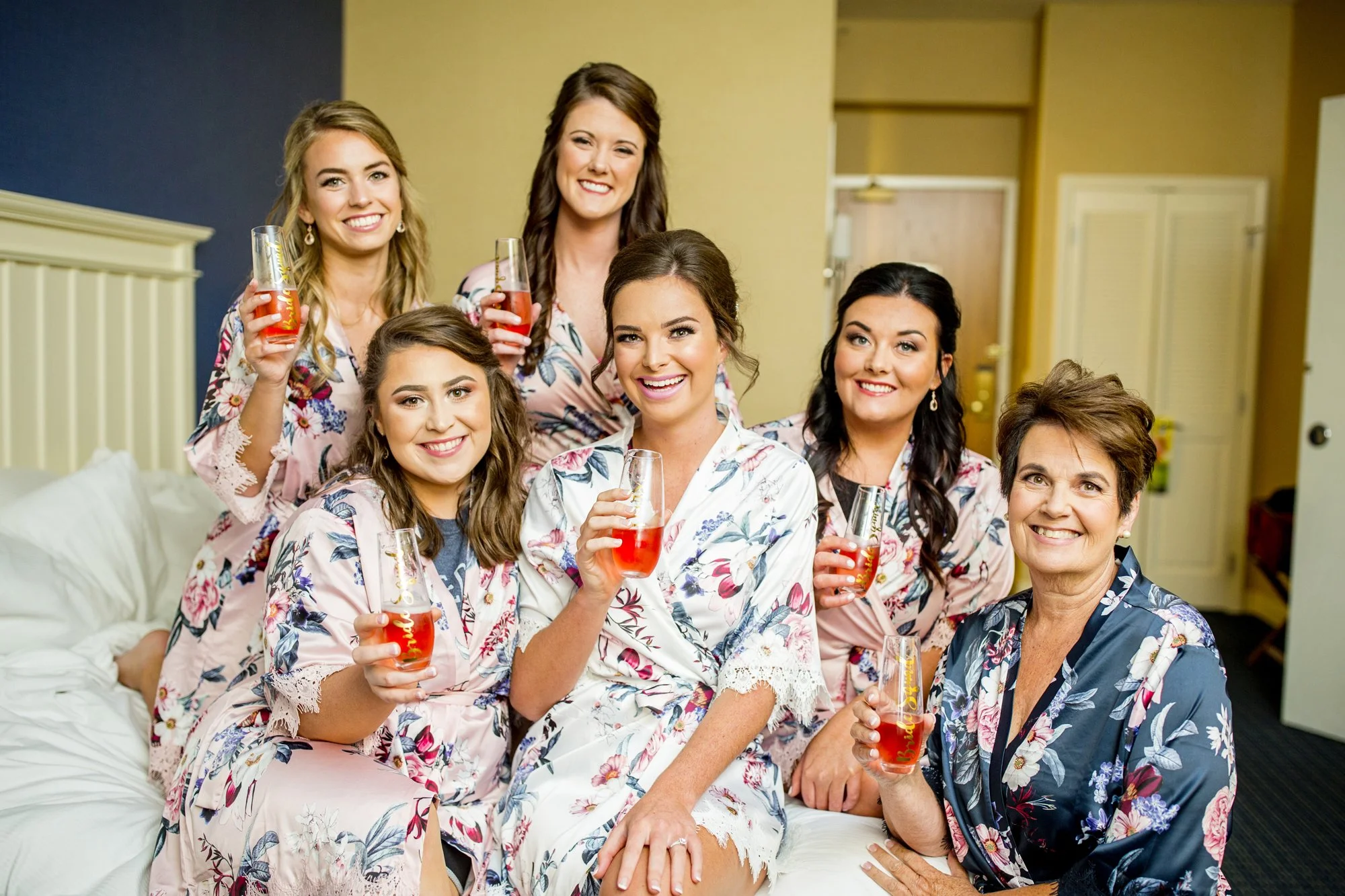Seriously_Sabrina_Photography_Lexington _Kentucky_Limestone_Hall_Wedding_Rogers9.jpg