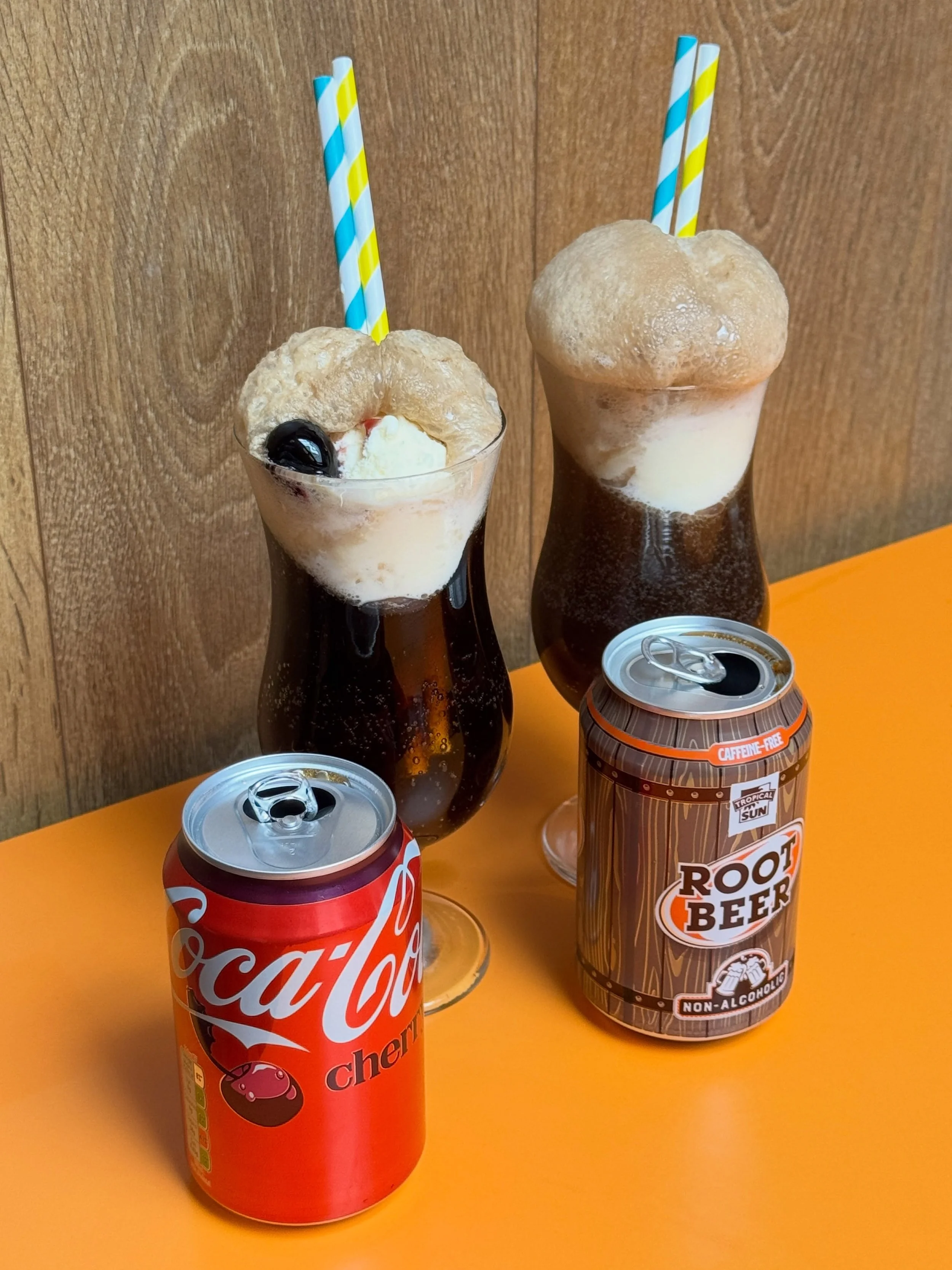 TALK SHOUT TASTY 🤤 

Introducing our new cherry coke &amp; root beer floats. 🍨