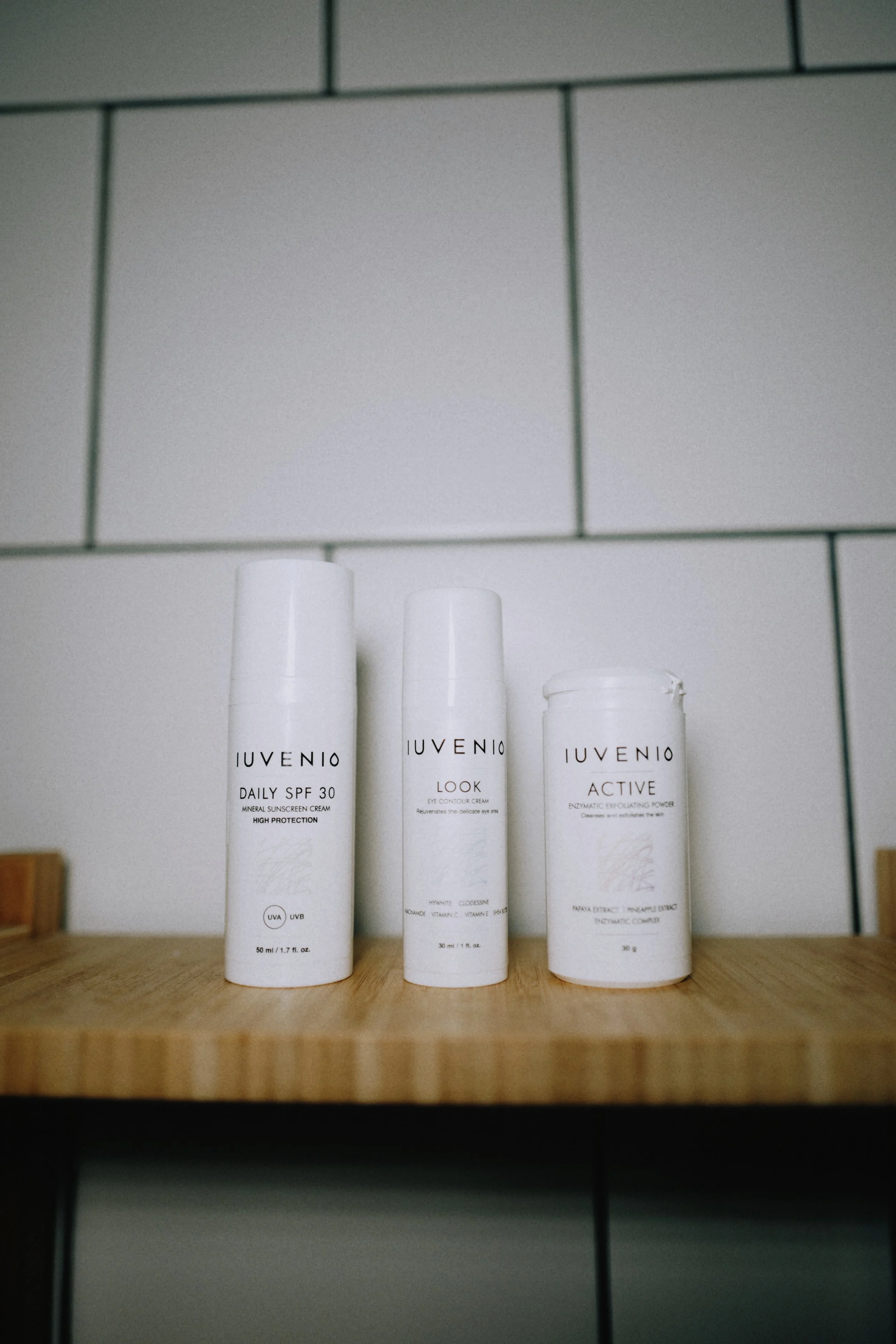 Iuvenio - flash4.JPG