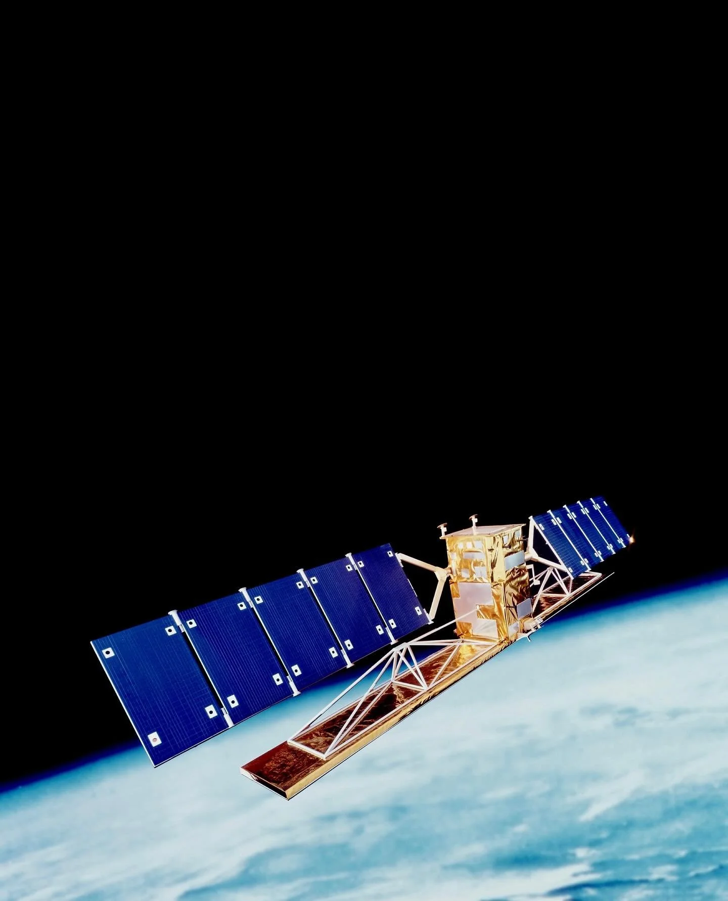RADARSAT-1

30 years ago today, on November 4th, 1995, RADARSAT-1 was launched from a Delta II rocket at Vandenburg Air Force Base in California.

RADARSAT-1 was Canada&rsquo;s first commercial Earth observation satellite. It utilized synthetic apert