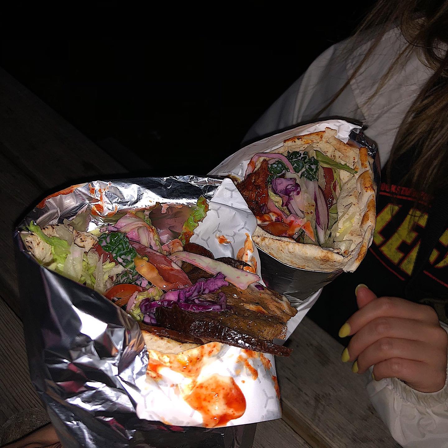 Festival season is slowly coming upon us again and as we all know the second most important thing at a festival after the acts… is the food! 🥡 Whether it’s the hangover-curing breakfast, the lunch to tide you over between pints or the l