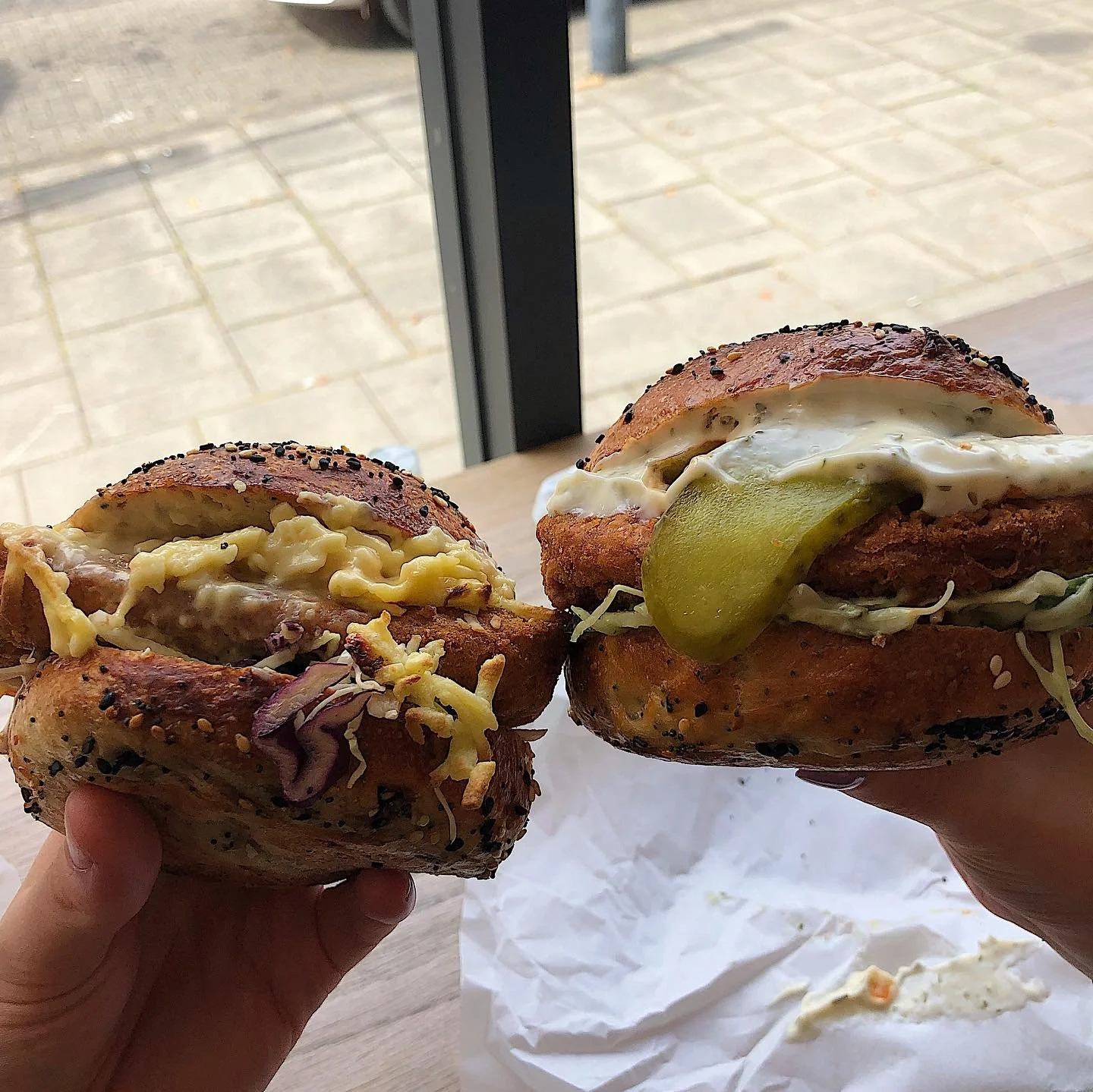 @dotbagels in Newcastle Upon Tyne offers a tasty addition to the city’s brunch scene, specialising in authentic New York-style bagels with a Newcastle twist. 🥯 Each bagel is generously filled with fresh and flavourful ingredients, serving up p