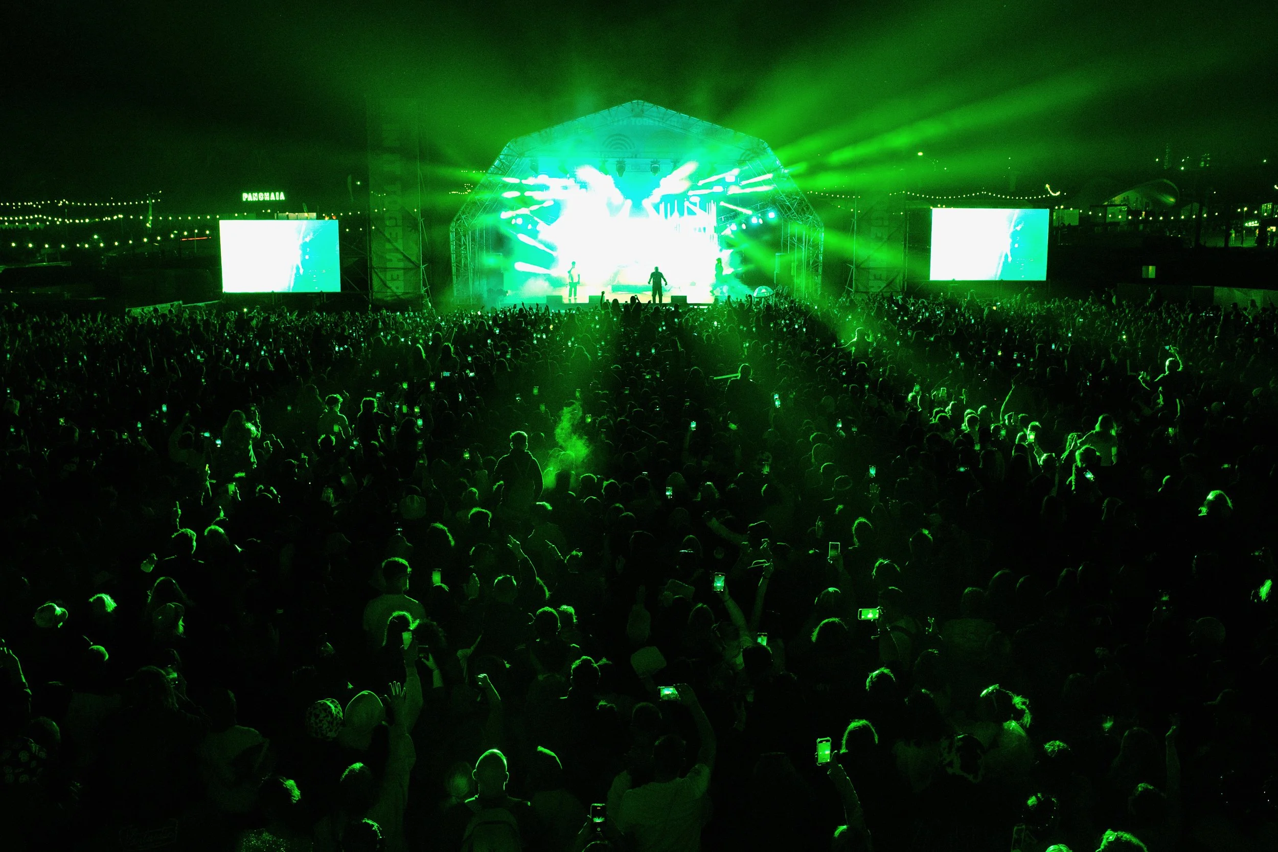 26 green lights v.JPG