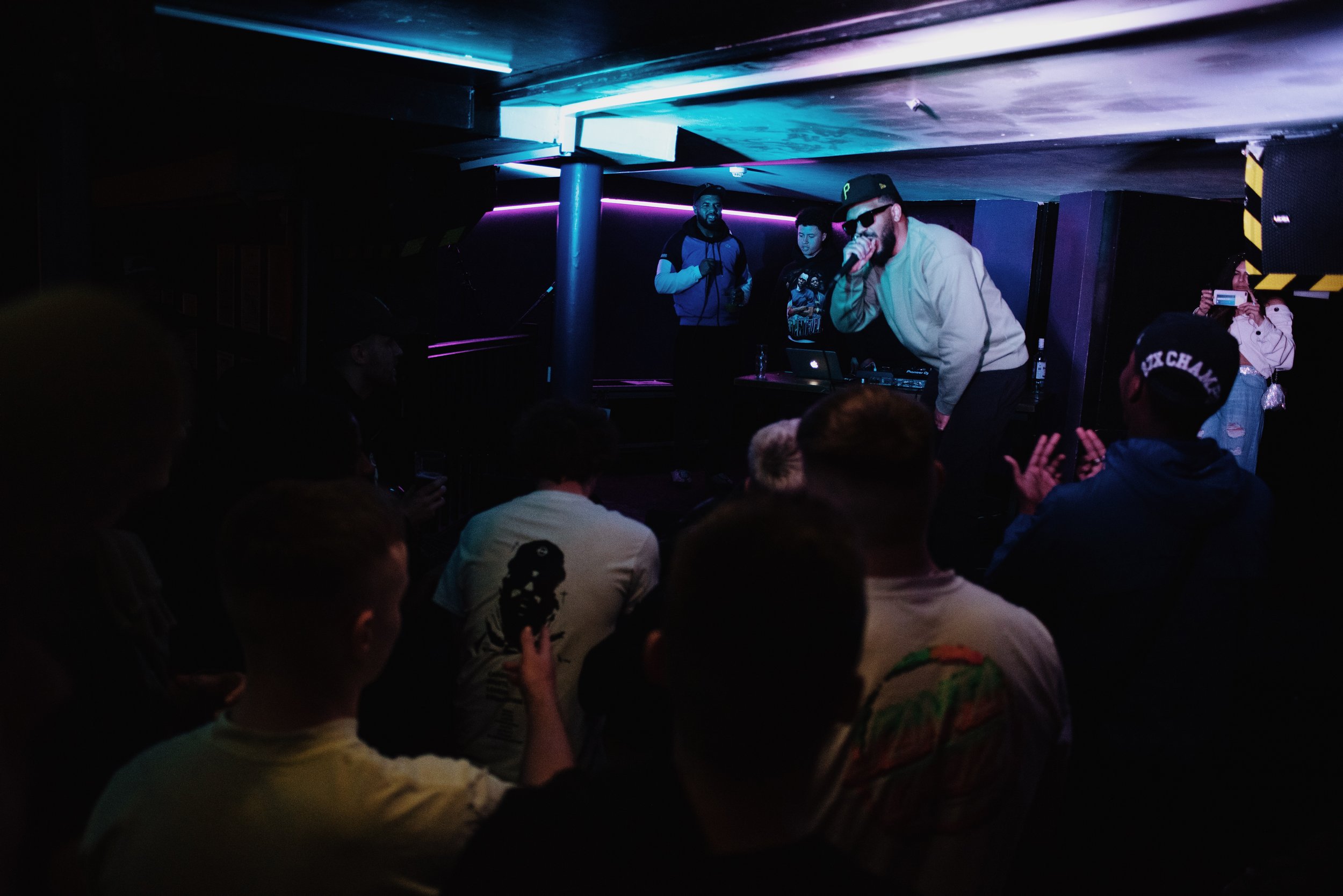 25 devz on mic v.JPG