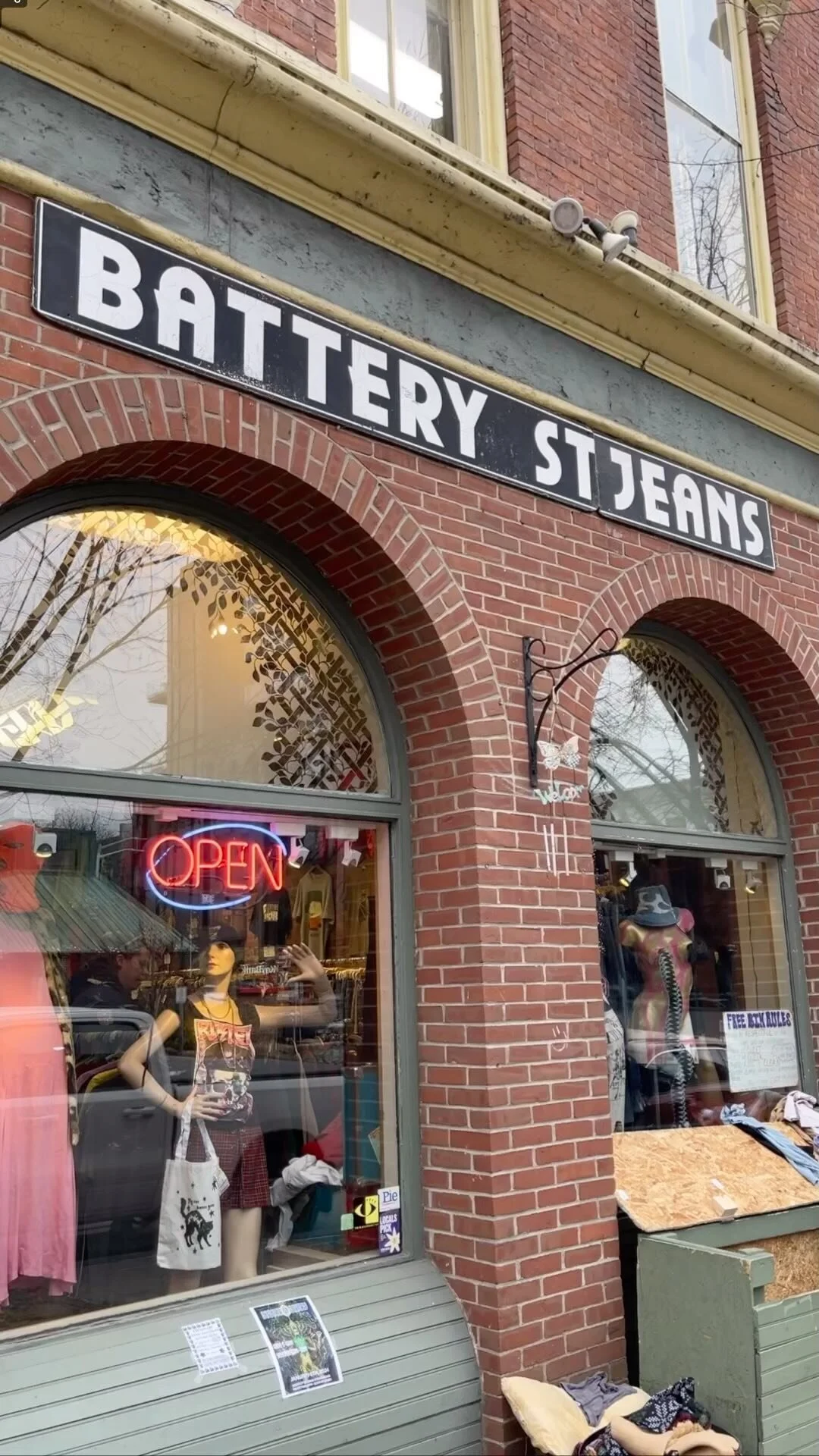 About Us — battery st. jeans
