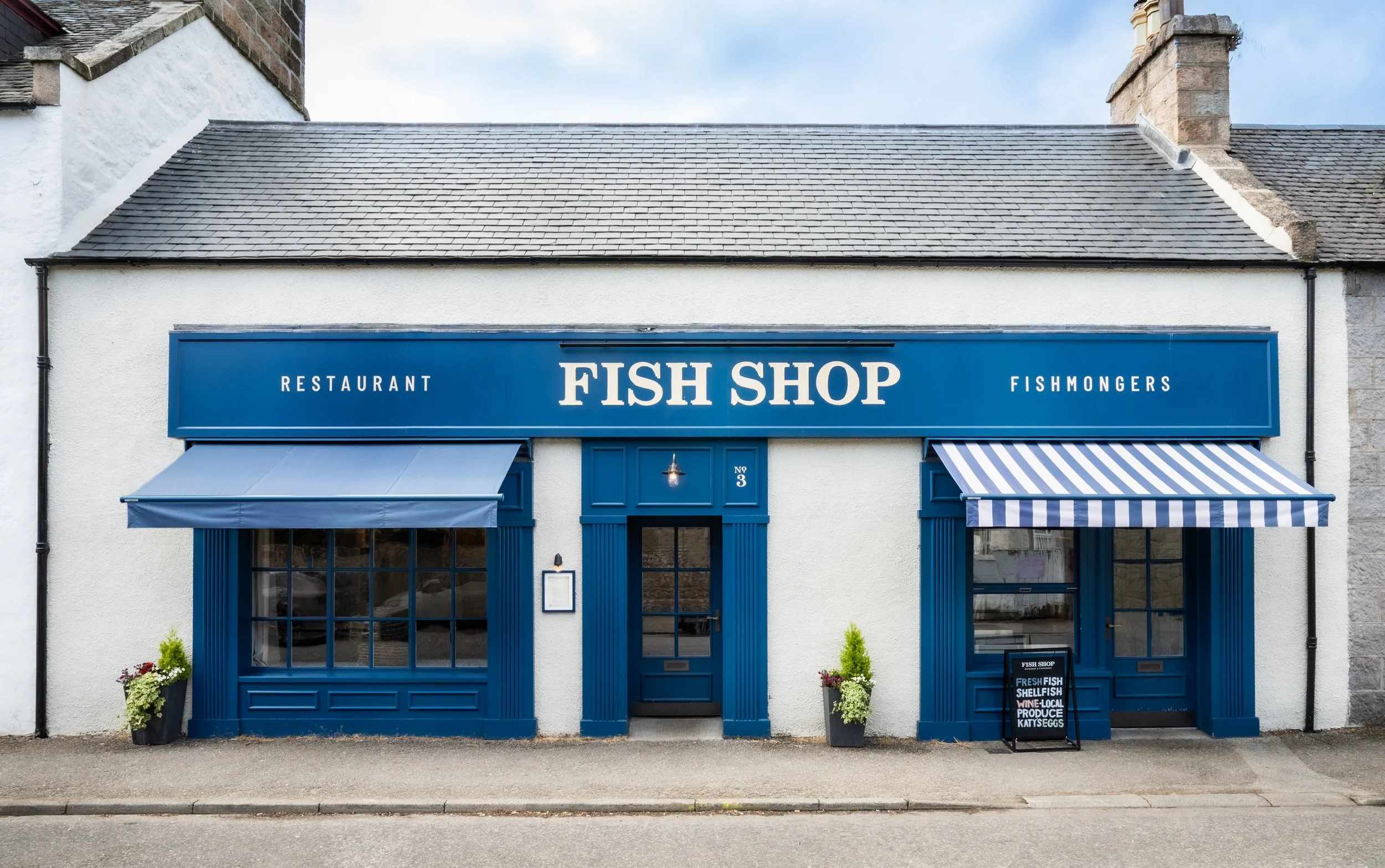 image of the exterior of fish shop ballater