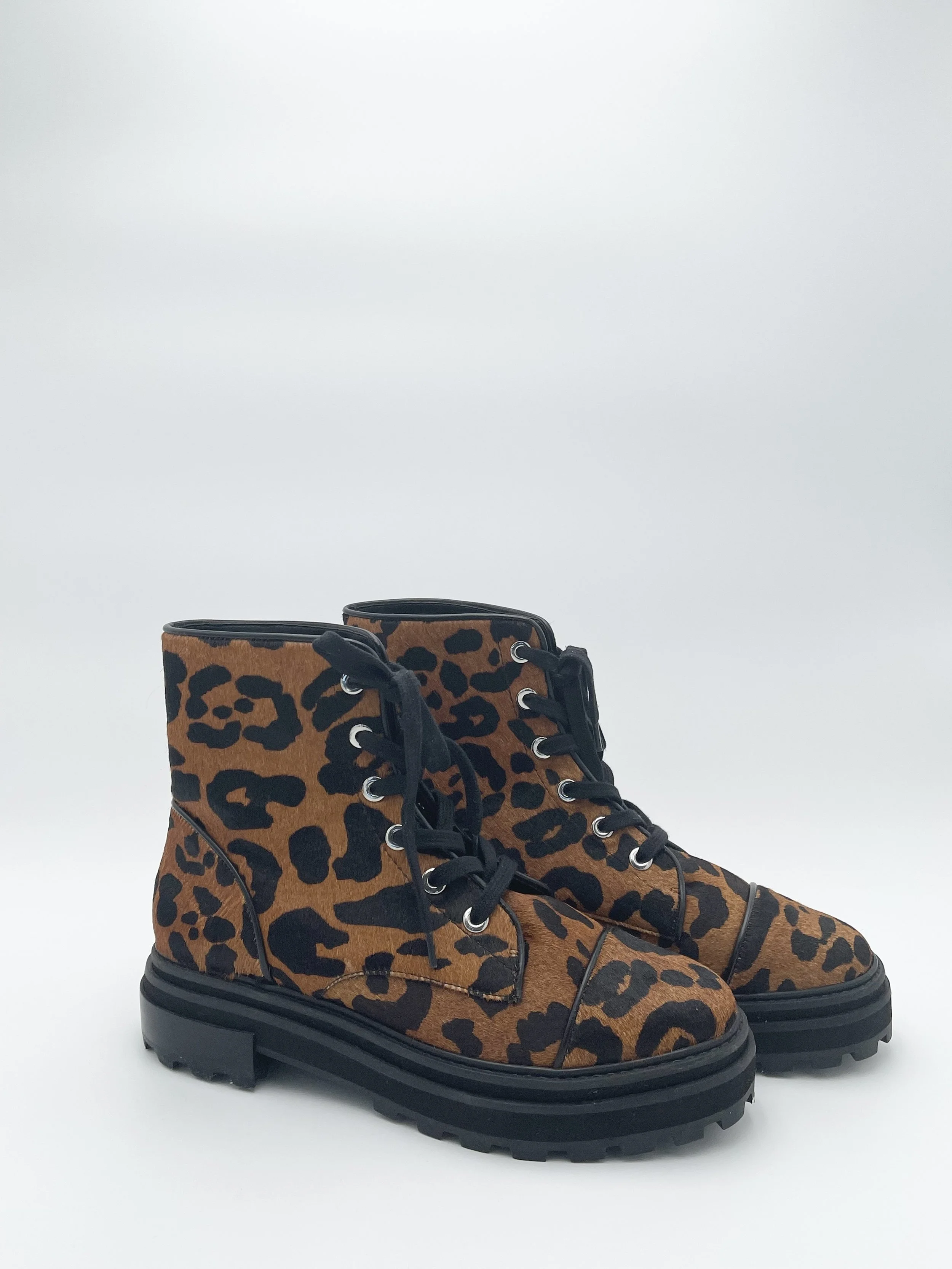 SCHUTZ leopard combat 2.jpeg