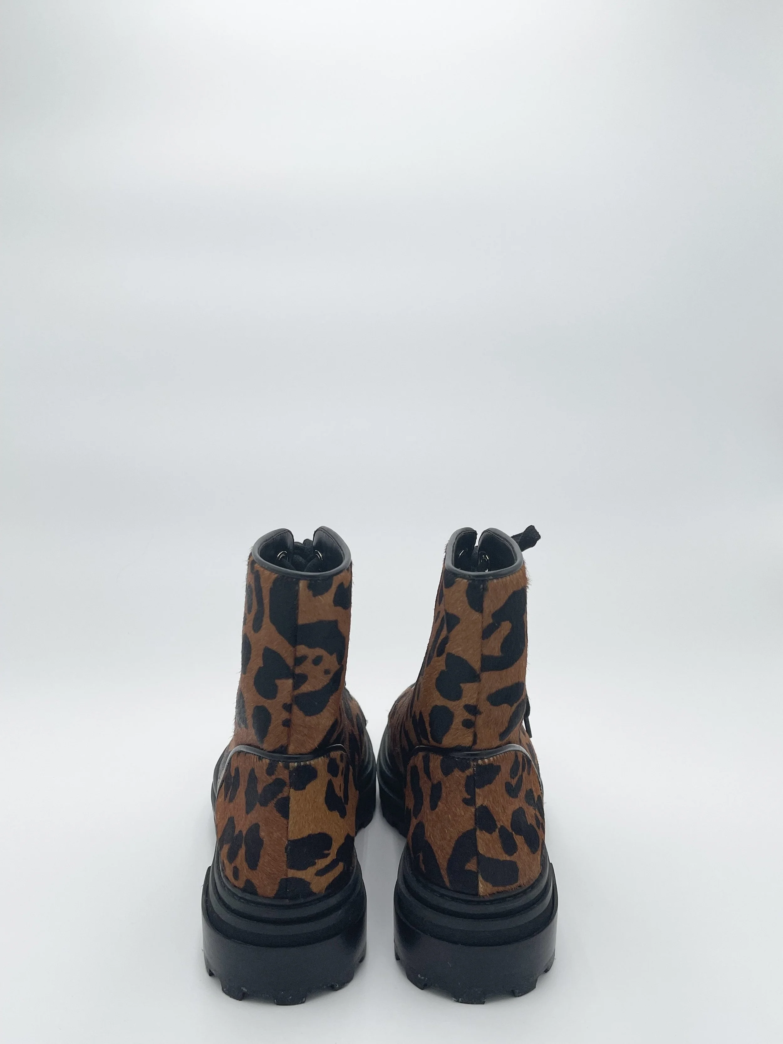 SCHUTZ leopard combat 5.jpeg