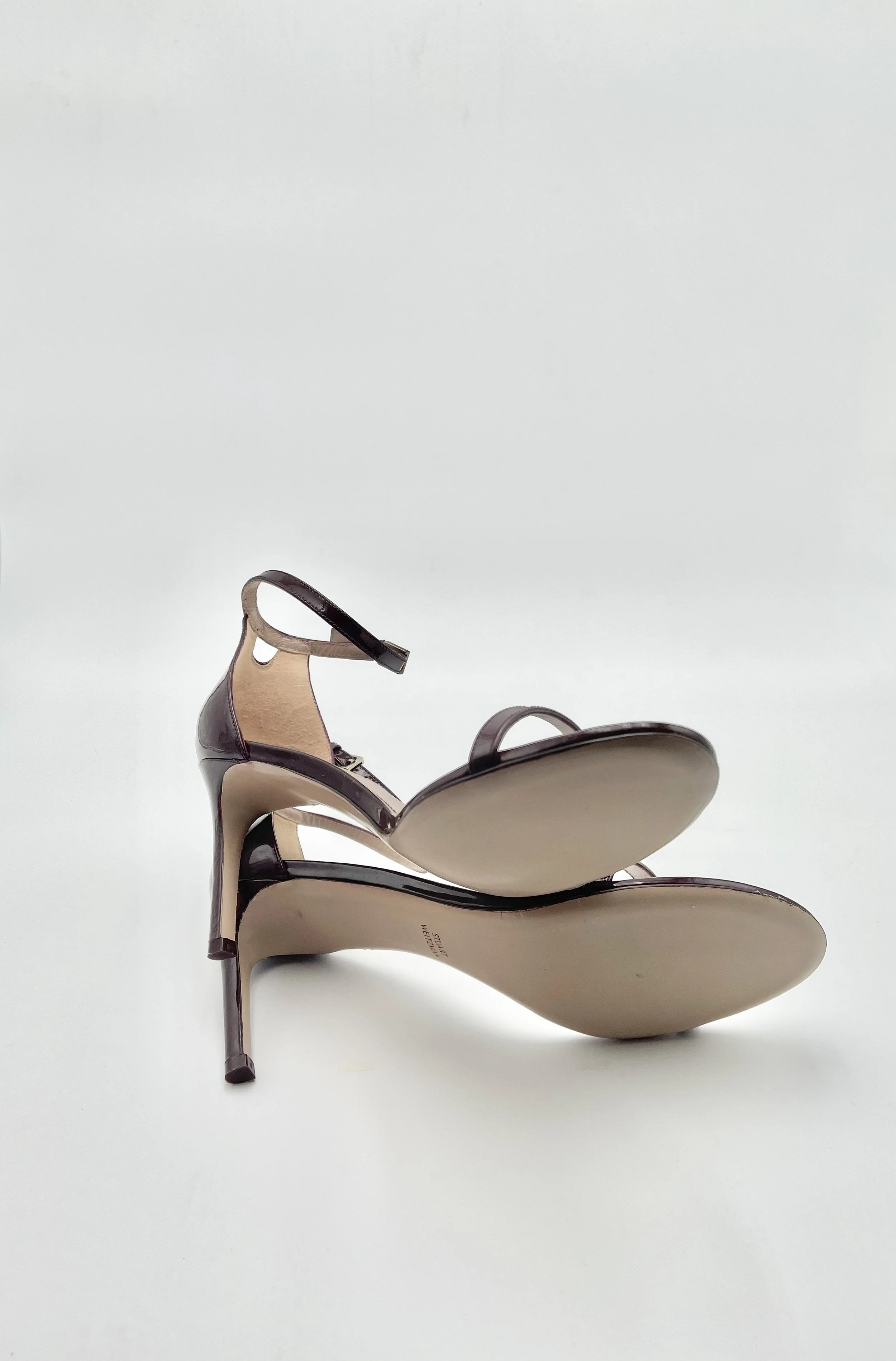 STUART WEITZMAN NUDIST PATENT 4.jpeg