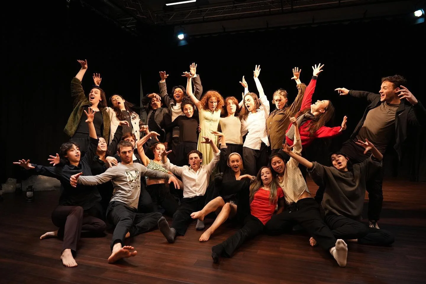 Such a special group of people. Such a special week. Filled with positivity, experimentation and playfulness! Thank you @tempertheatre for a sublime experience in this creative residency :) I will cherish it 🎆🥰💫✨🧡