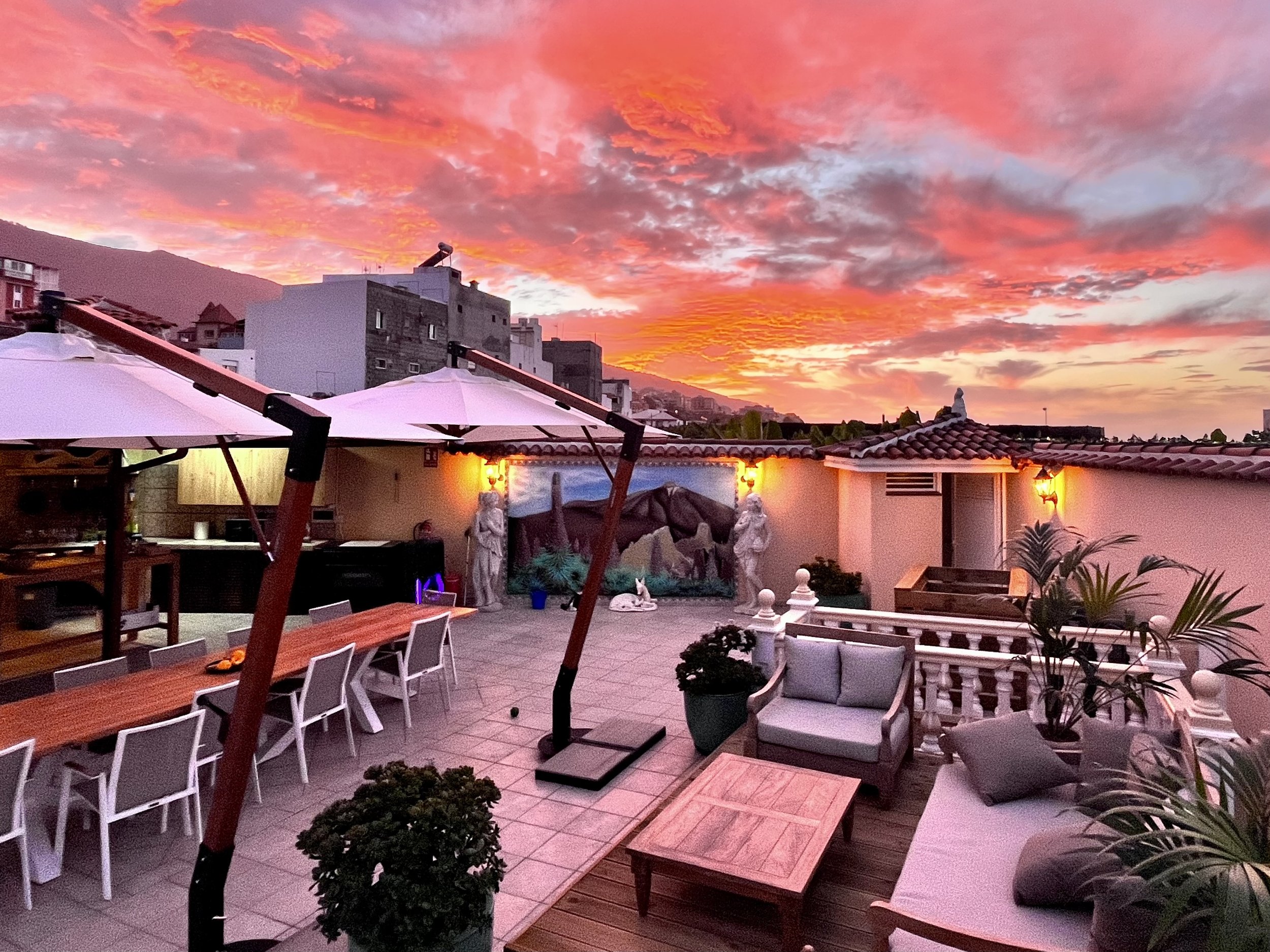Kopio tiedostosta sunset at hacienda.jpg