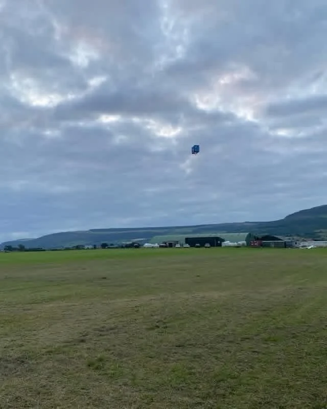 Advertising hot air balloon world tour